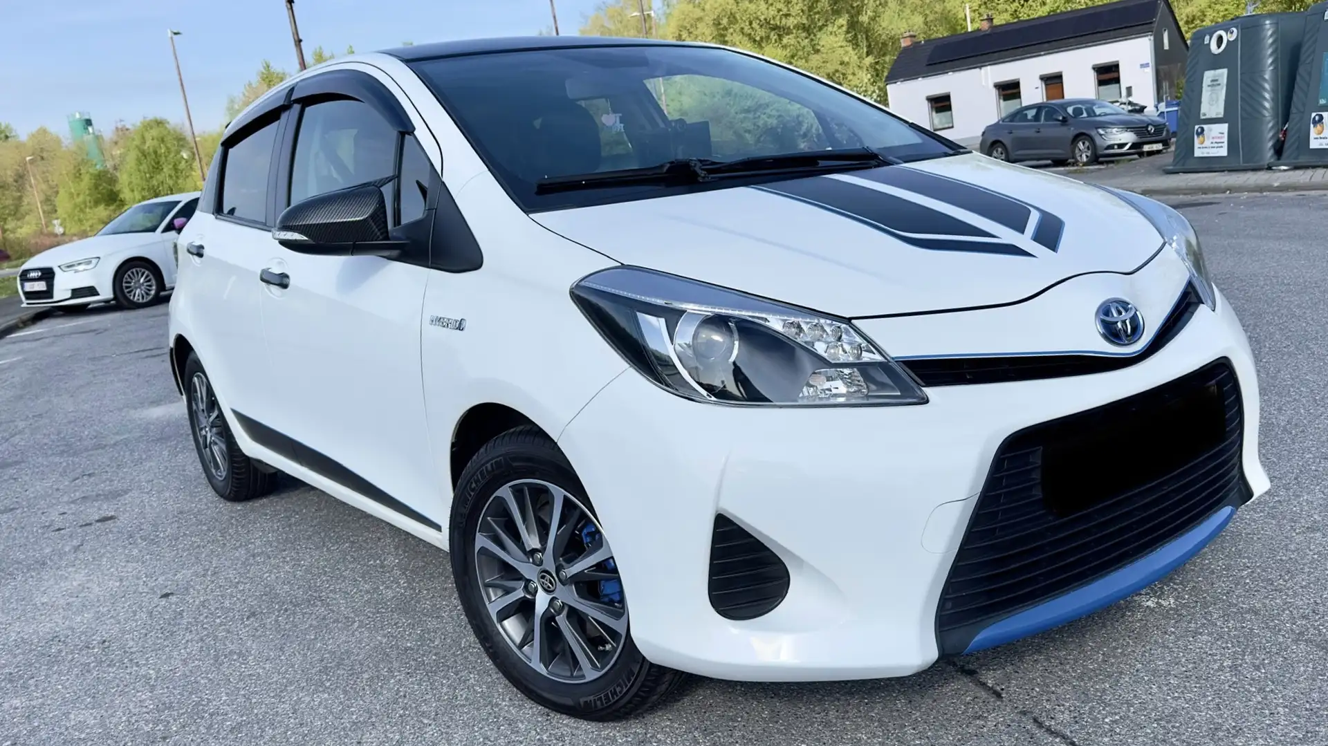 Toyota Yaris 1.5i VVT-i Hybrid Comfort E-CVT - 1