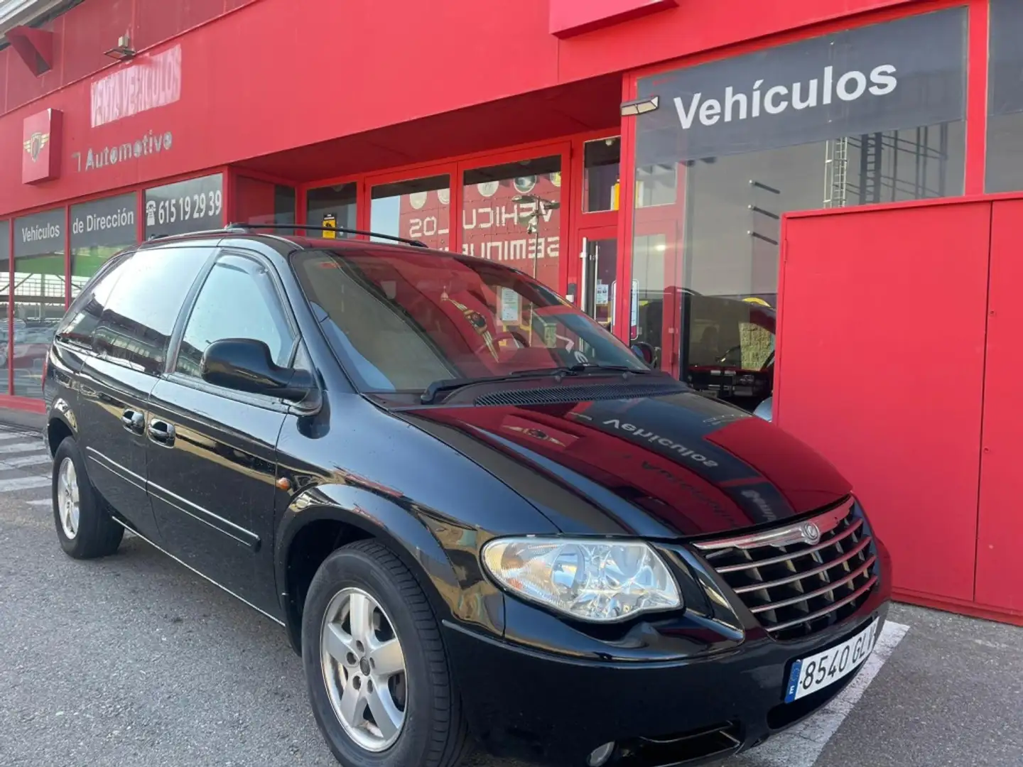 Chrysler Voyager Grand 2.8CRD Limited Aut. - 2