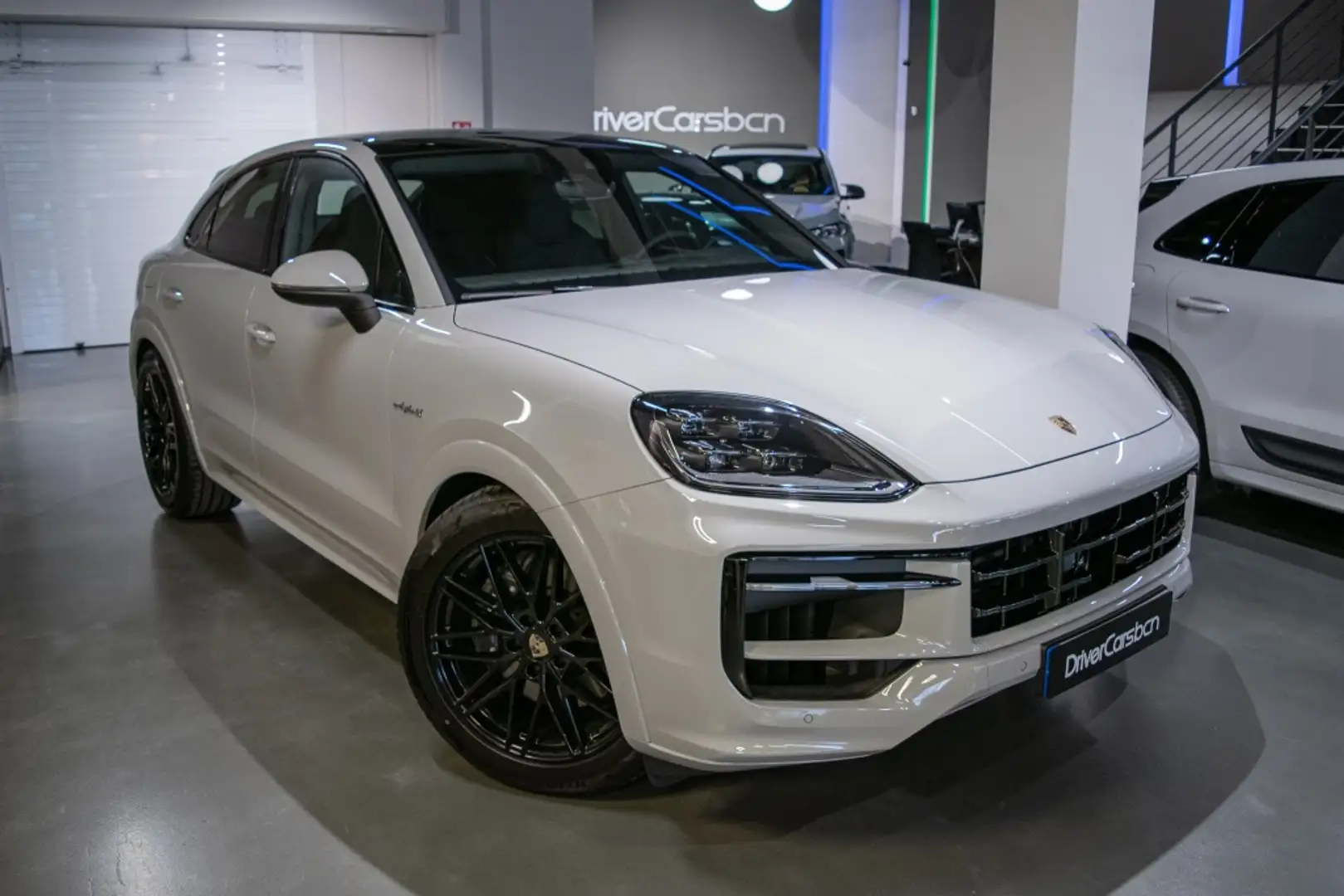 Porsche Cayenne Coupé E-Hybrid Aut. Gris - 1