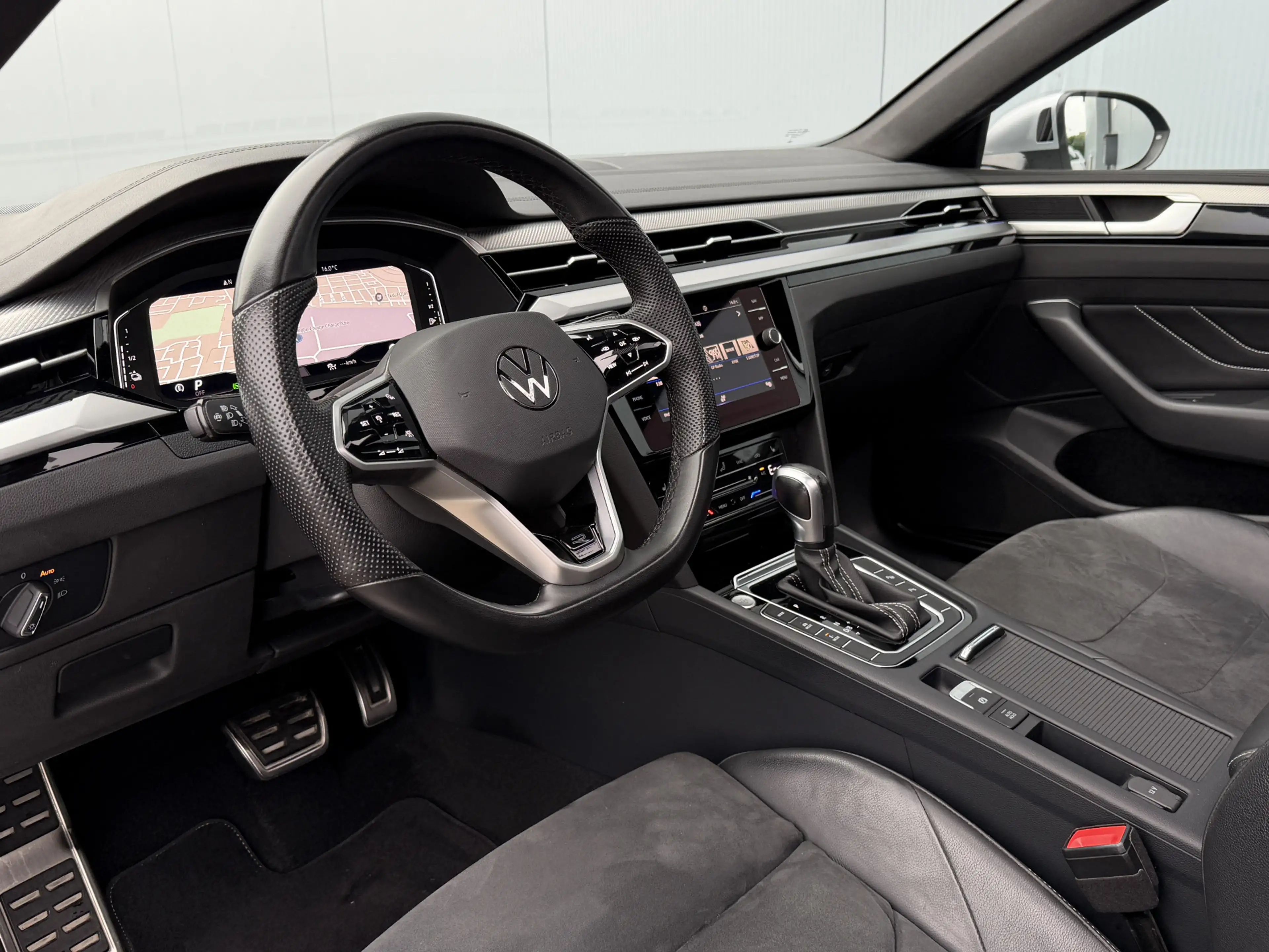 Volkswagen Arteon 1.4 TSI eHybrid R-Line Business+ Pano/Camera. — photo 8