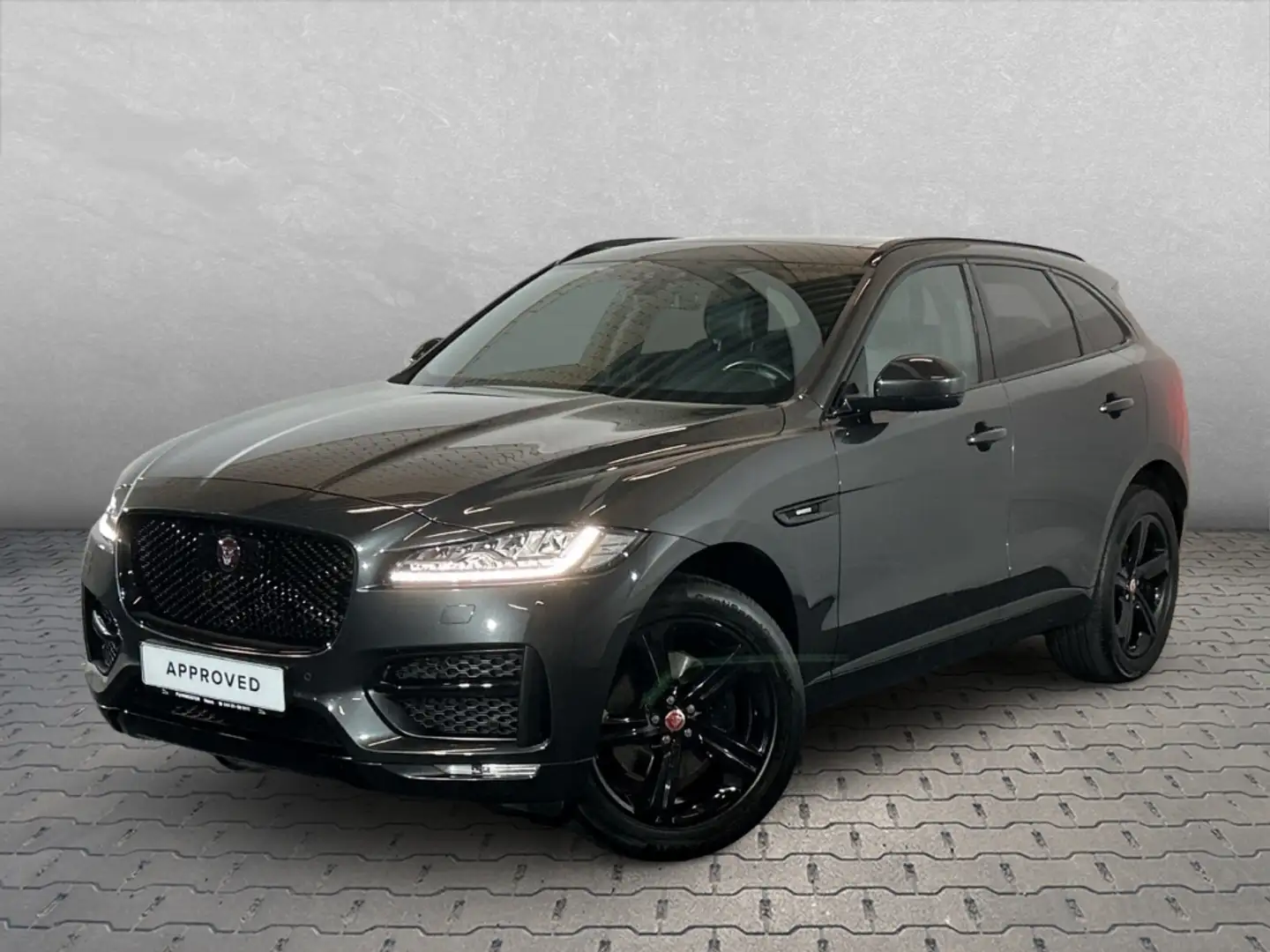 Jaguar F-Pace 30d R-Sport AWD Winterpaket LED Pano AHK Grau - 1