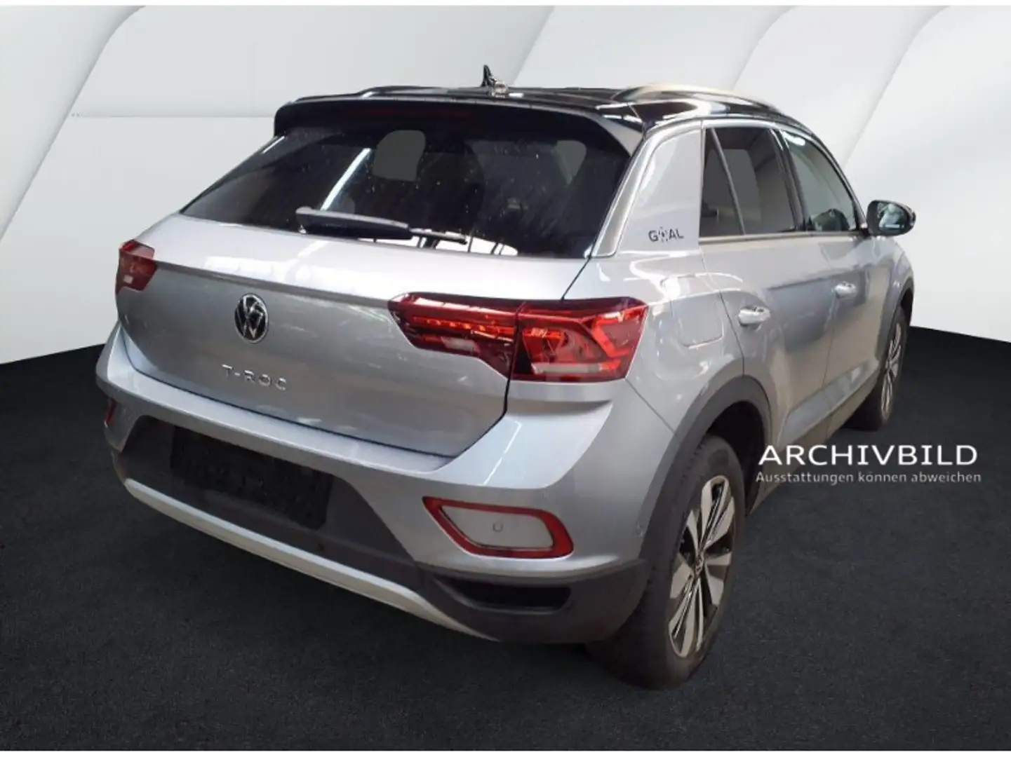 Volkswagen T-Roc Goal DSG NAVI VIRT ACC AHK KAM SHZ CARP Argent - 2