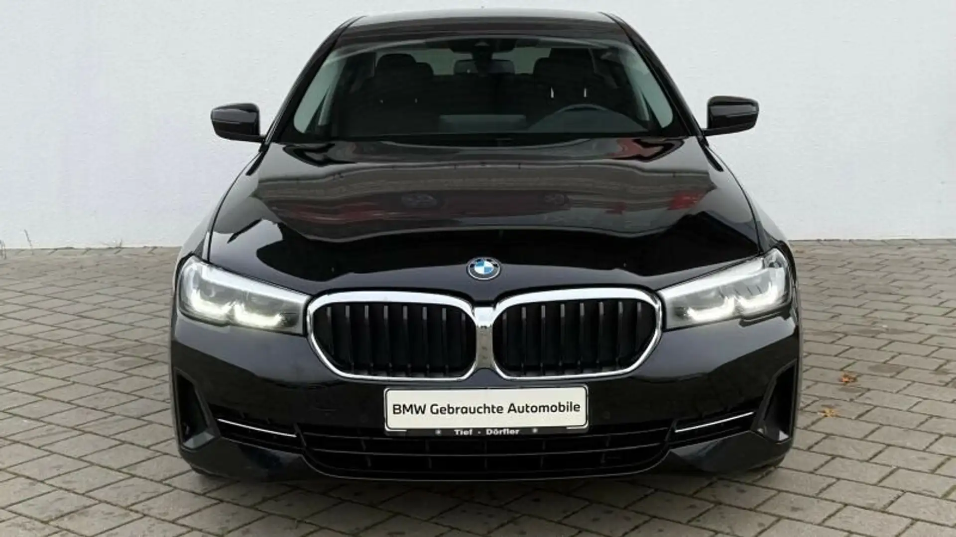 BMW 520 d A Limousine AHK/ACC/SH/PRIVACY/PDC Noir - 2