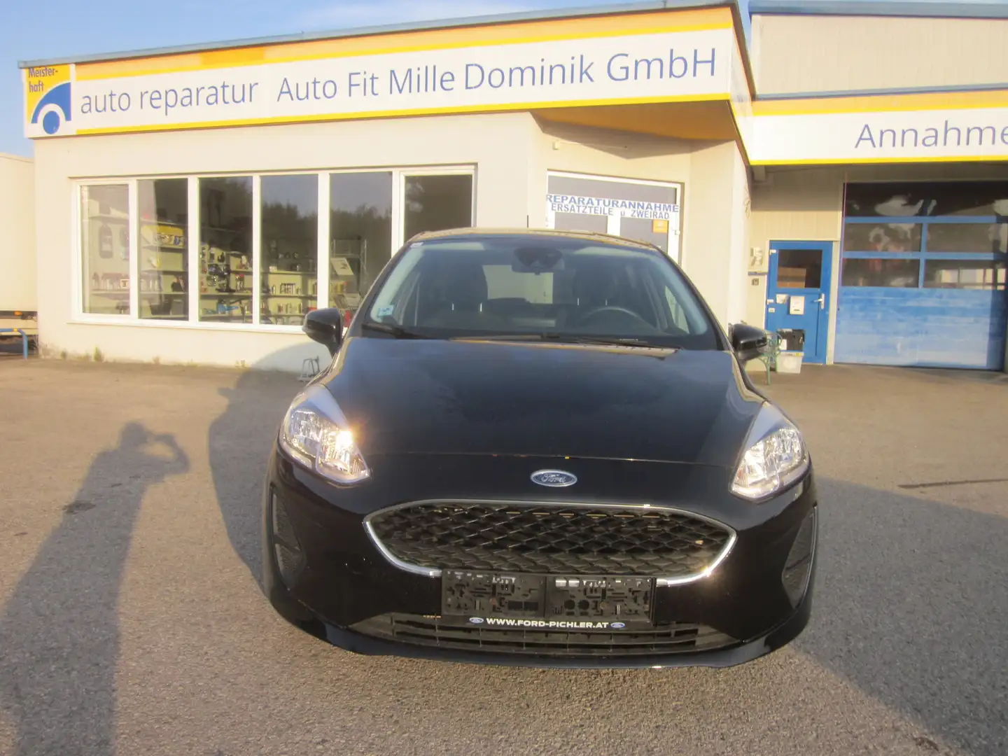 Ford Fiesta Cool&Connect 1,0 EcoBoost Start/Stop Schwarz - 2