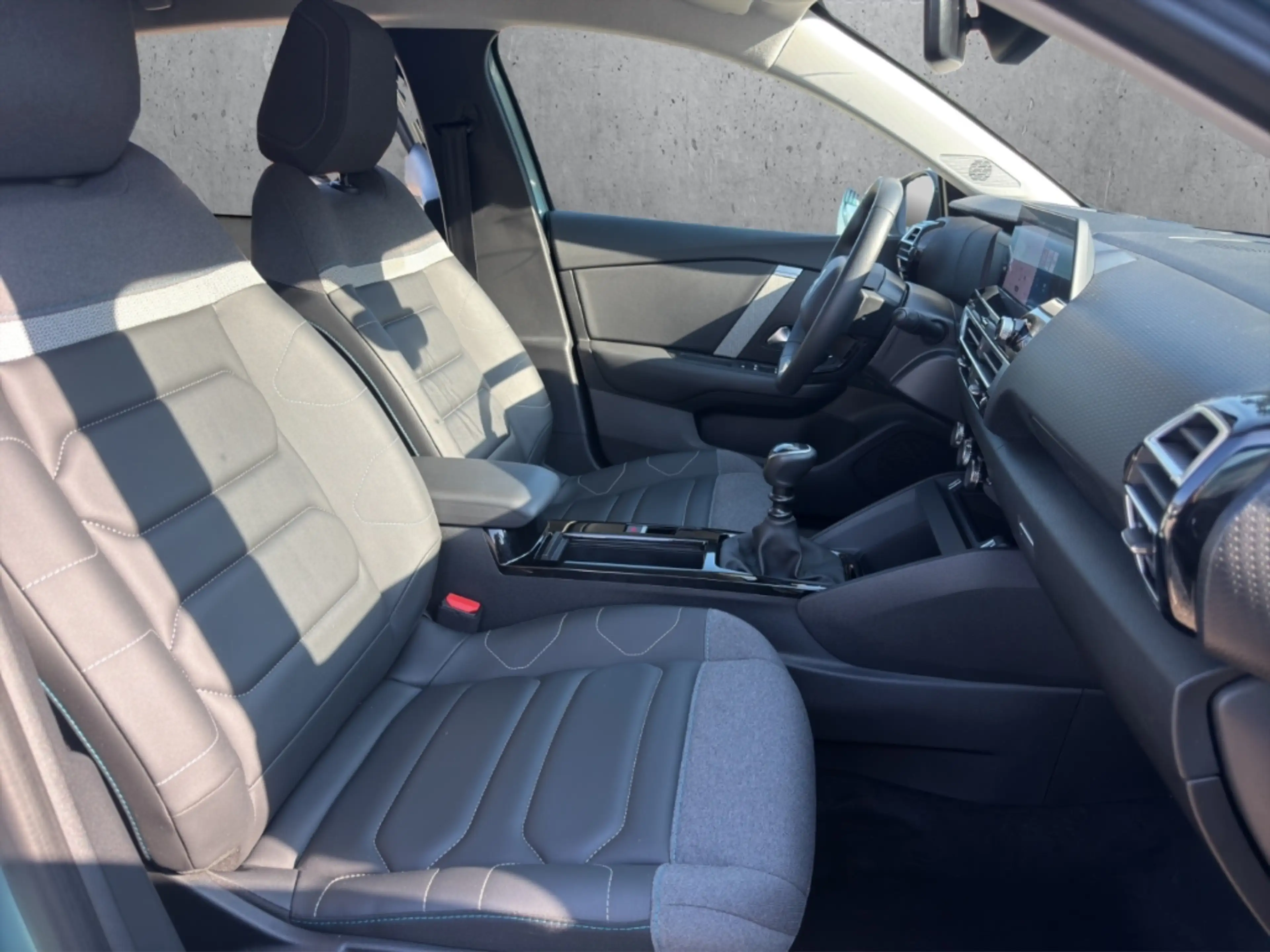 Citroen C4 Max PT130 S&S Shine Navi LED CarPlay Kamera HeadUp — photo 13