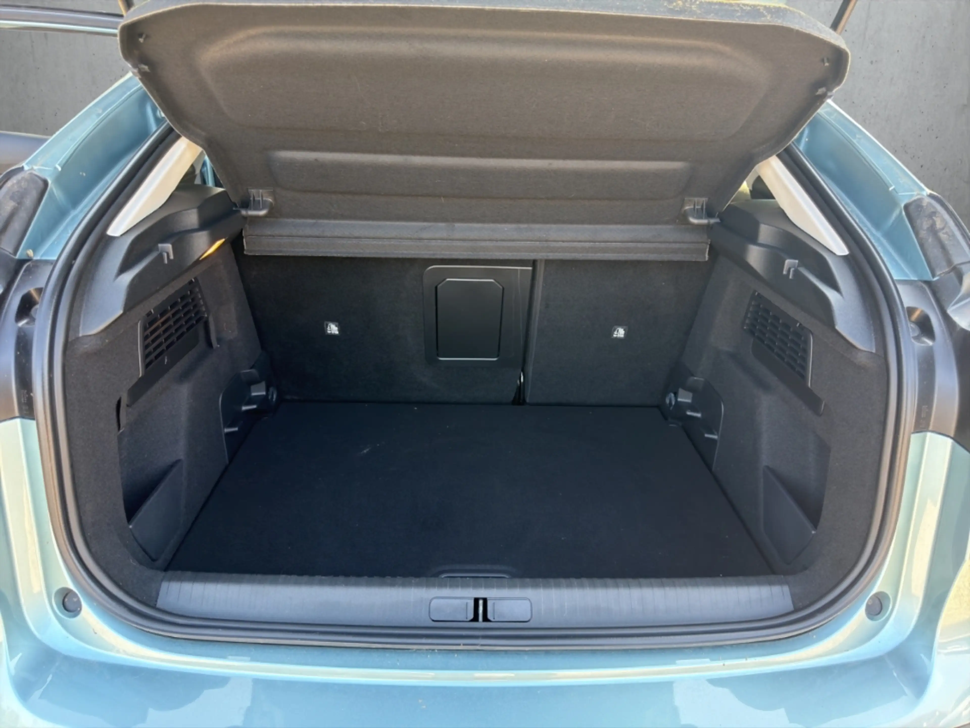 Citroen C4 Max PT130 S&S Shine Navi LED CarPlay Kamera HeadUp — photo 7