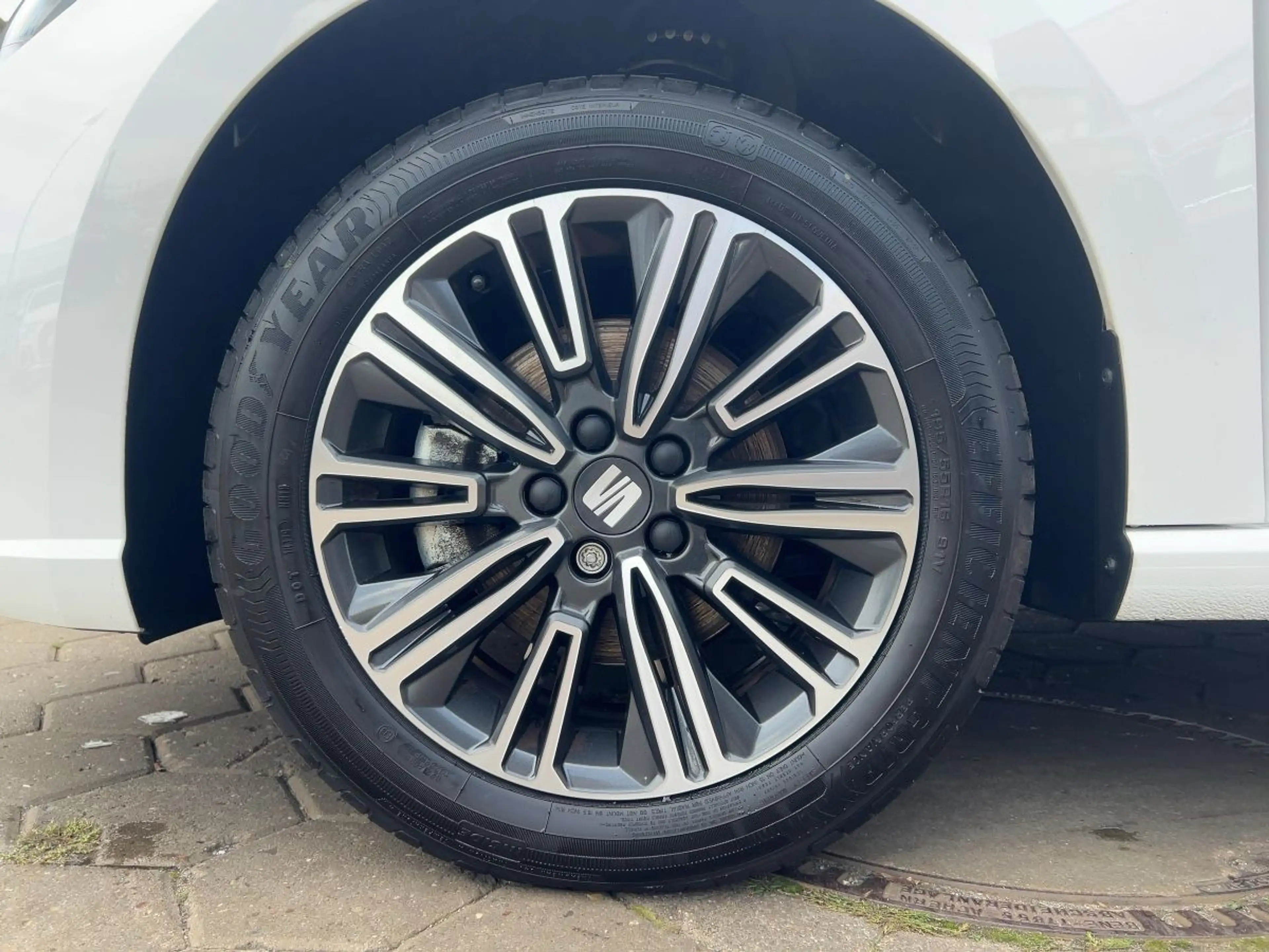 SEAT Ibiza 1.0 TSI Style Edition 6-Gang LED PDC Klima — photo 15