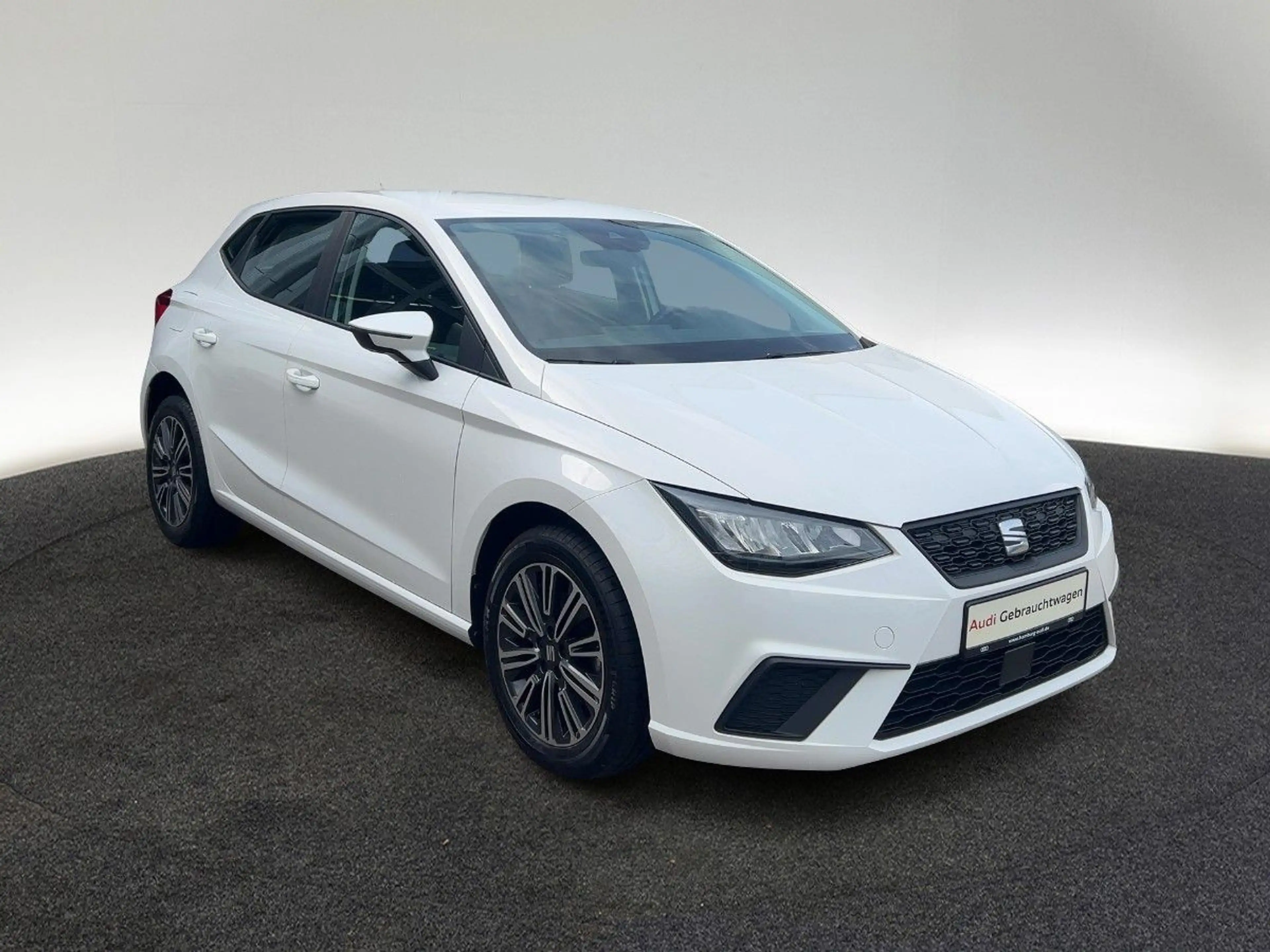 SEAT Ibiza 1.0 TSI Style Edition 6-Gang LED PDC Klima — photo 5