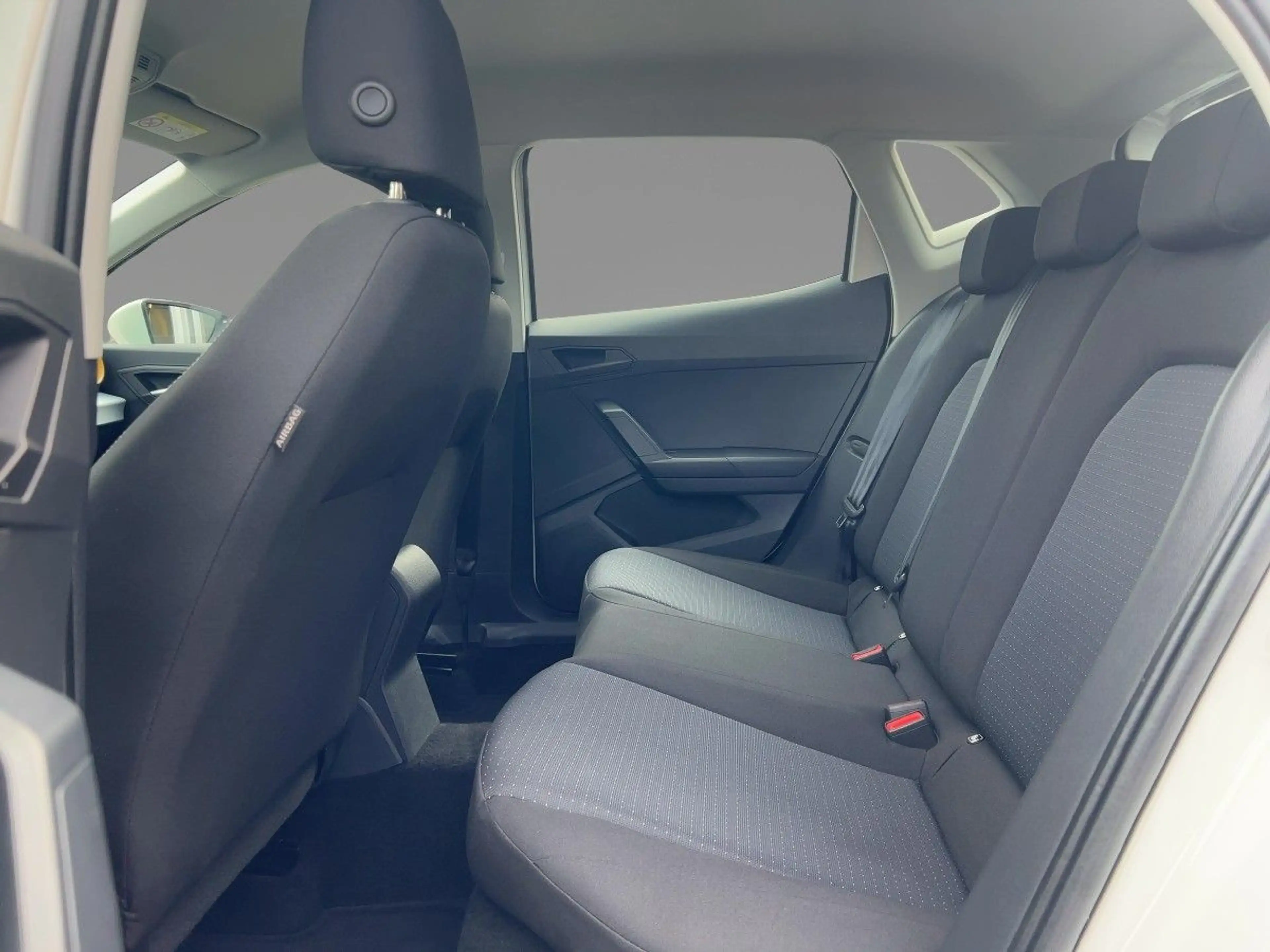 SEAT Ibiza 1.0 TSI Style Edition 6-Gang LED PDC Klima — photo 8