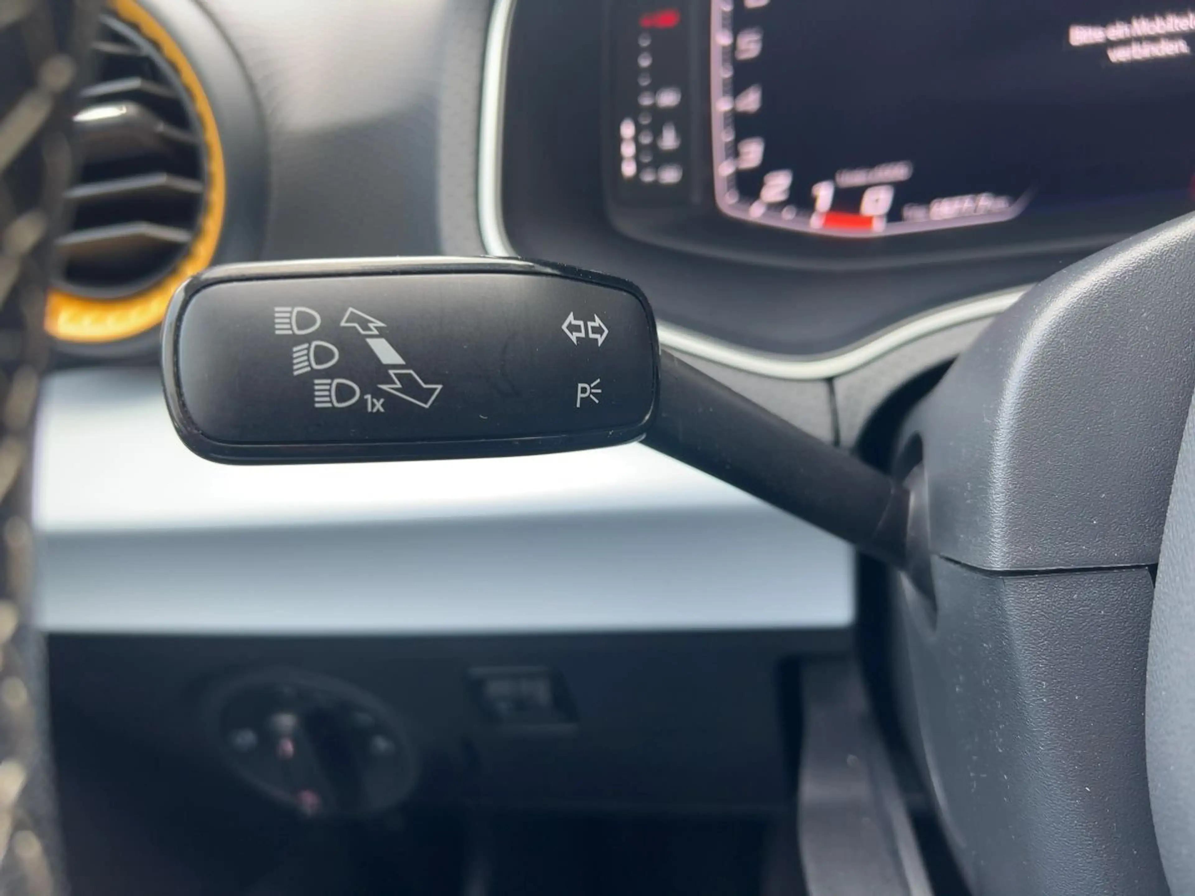 SEAT Ibiza 1.0 TSI Style Edition 6-Gang LED PDC Klima — photo 14