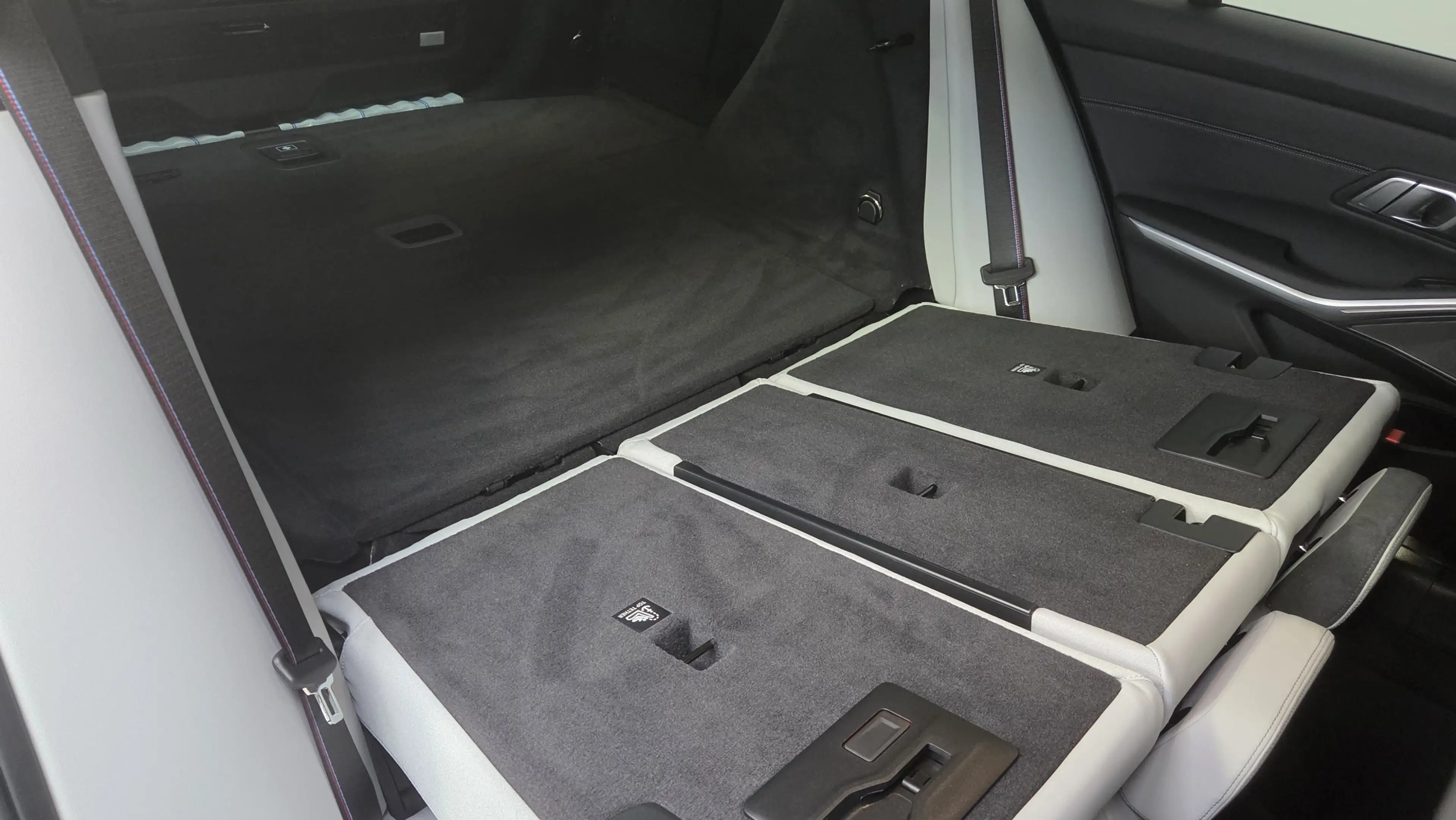 BMW M3 xDrive Competition Sitzlüftung ACC 360° — photo 25