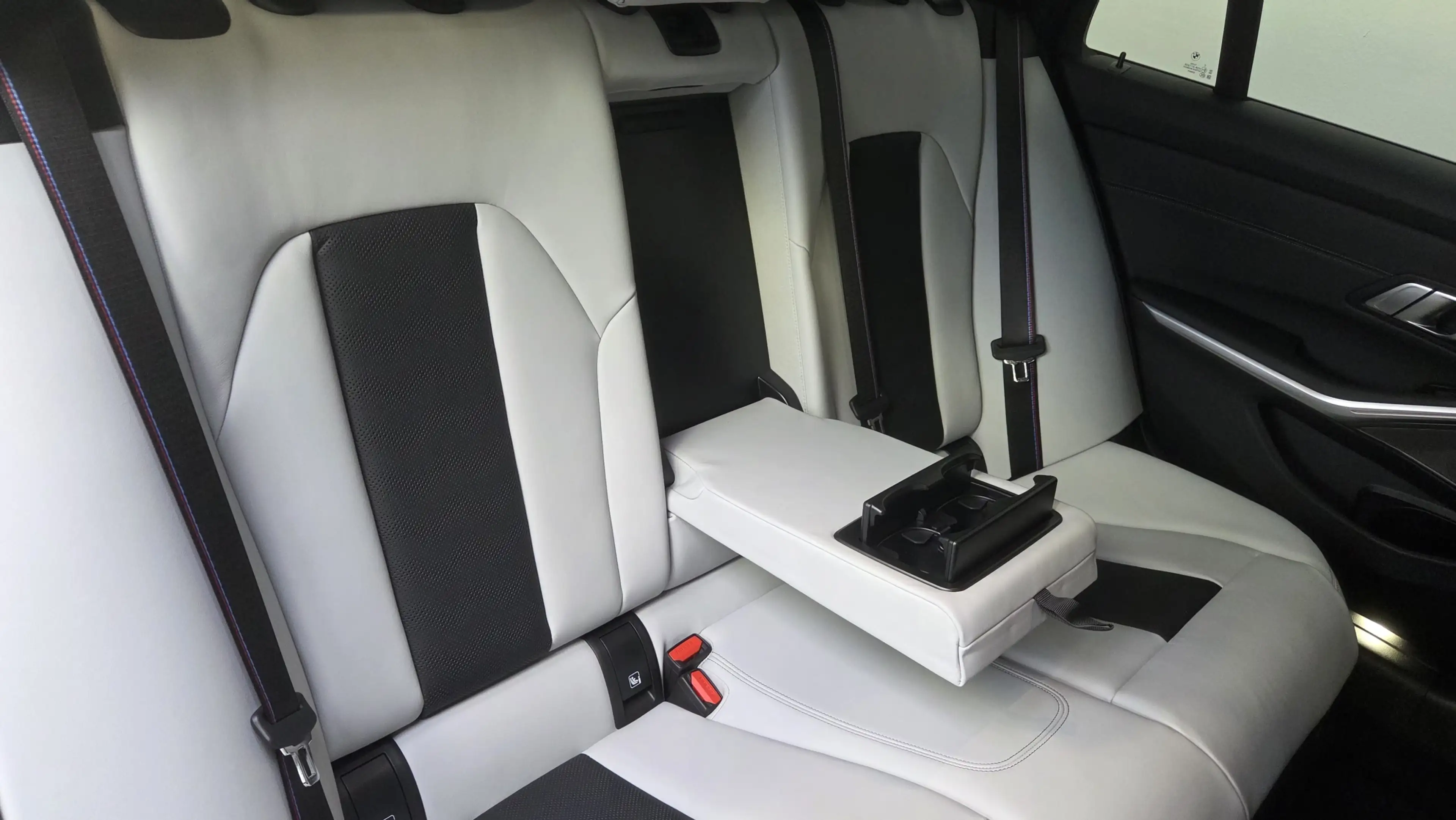BMW M3 xDrive Competition Sitzlüftung ACC 360° — photo 29