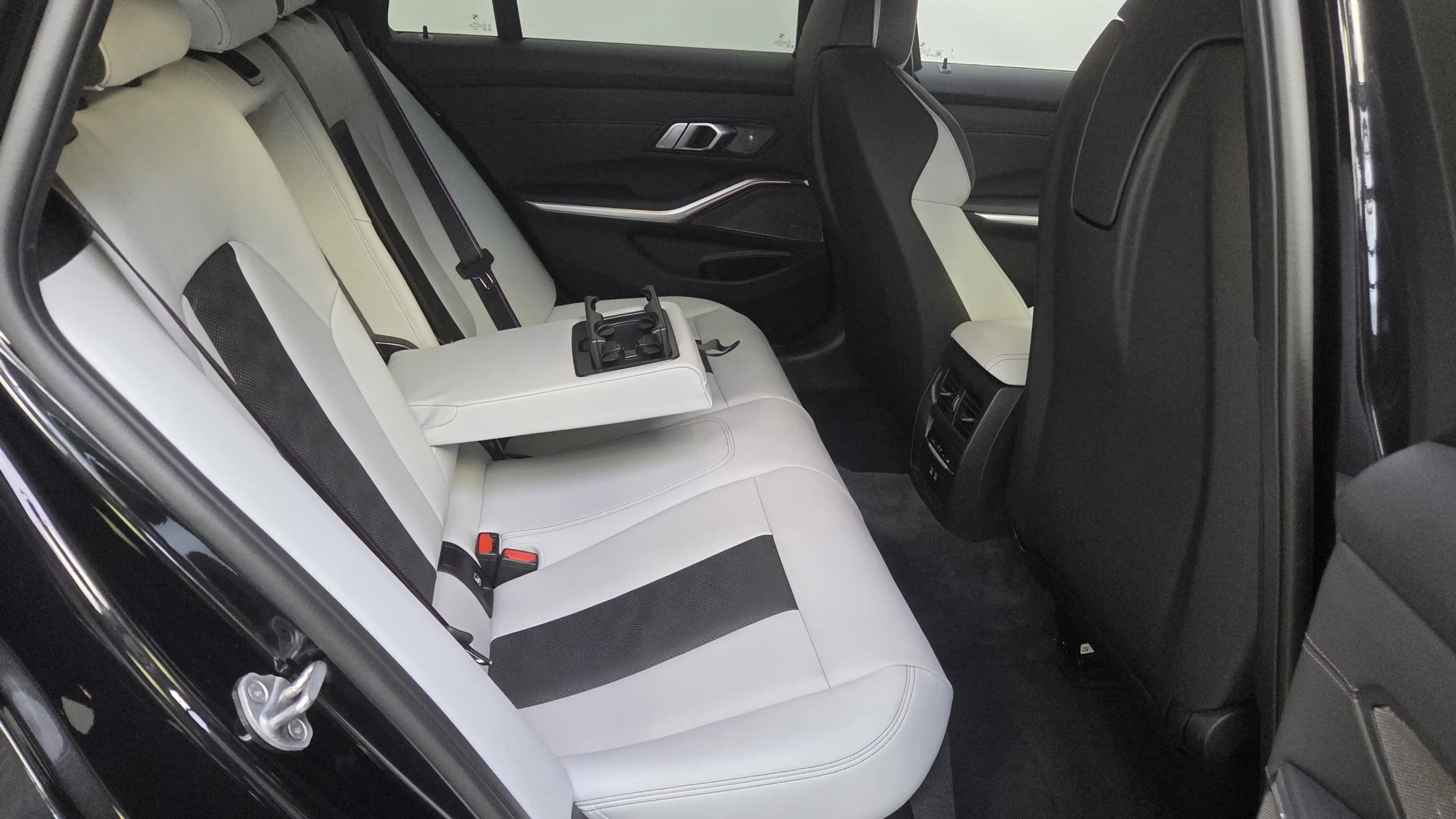 BMW M3 xDrive Competition Sitzlüftung ACC 360° — photo 24