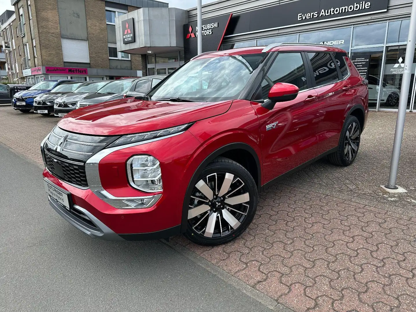 Mitsubishi Outlander PHEV Intro *LED*SHZ*HUD*NAVI Rot - 2