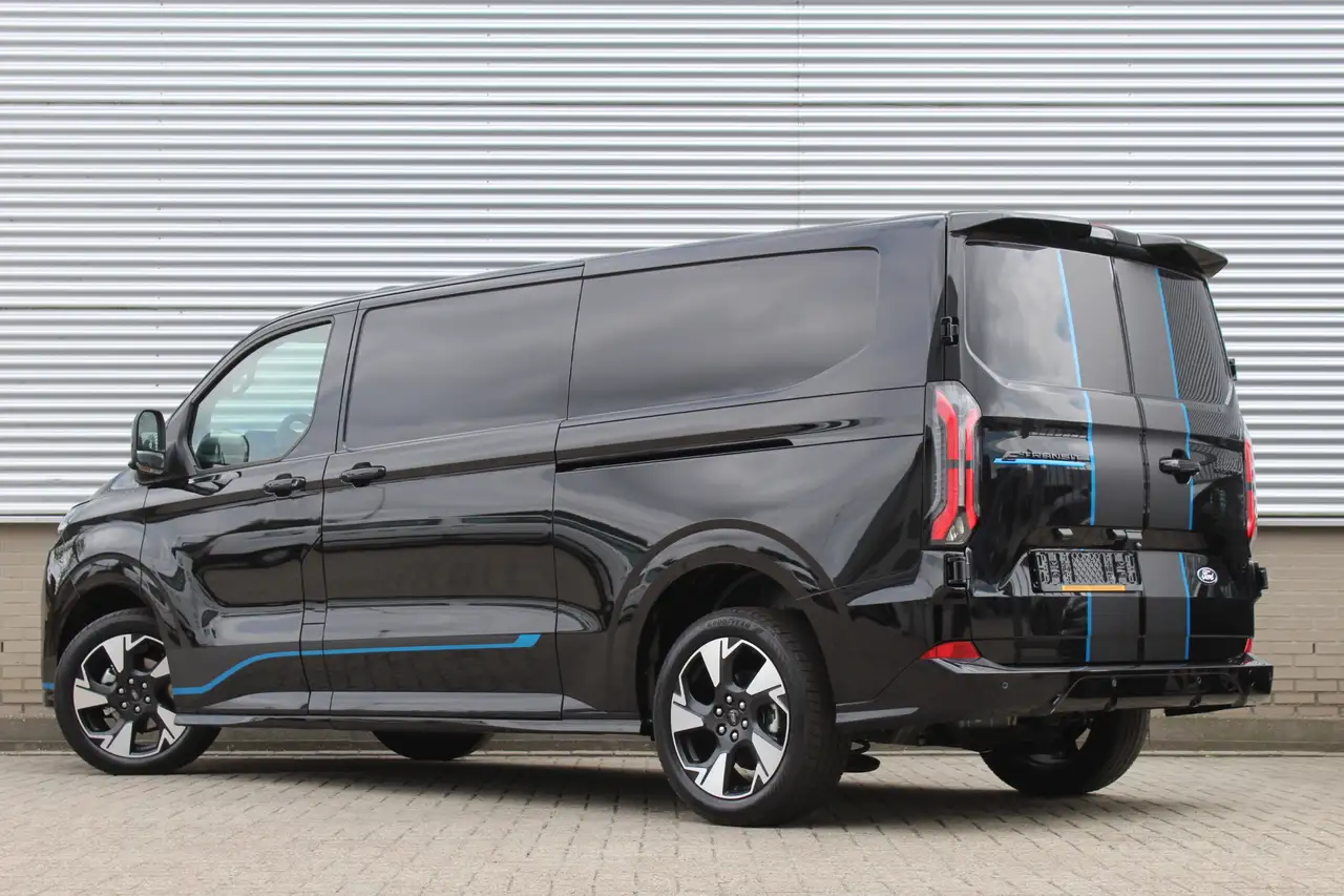 Ford Transit Custom 2026