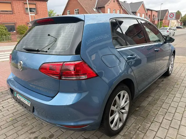 Volkswagen Golf view 6