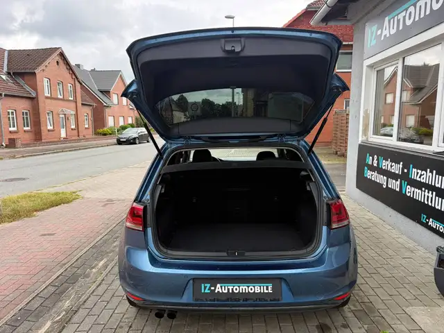 Volkswagen Golf view 9
