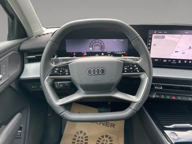 Audi Q3 TFSI quattro 150 kW  intense Ansicht 12