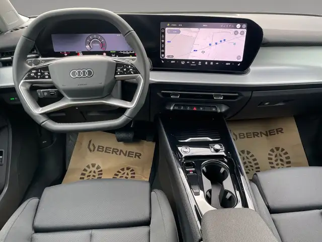 Audi Q3 TFSI quattro 150 kW  intense Ansicht 10