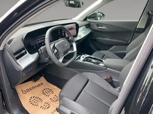 Audi Q3 TFSI quattro 150 kW  intense Ansicht 9