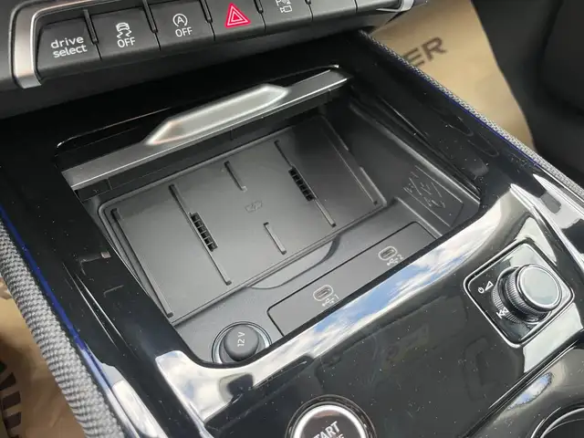 Audi Q3 TFSI quattro 150 kW  intense Ansicht 18