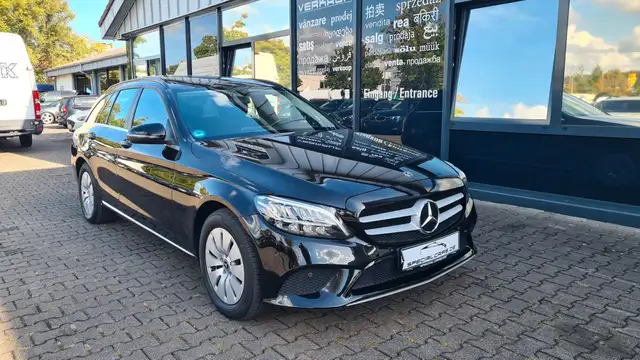 Mercedes-Benz C 180 d T NAVI LED PANO 8 x ALU