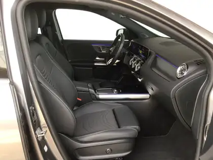 Annonce voiture d'occasion Mercedes-Benz GLA 180 - CARADIZE
