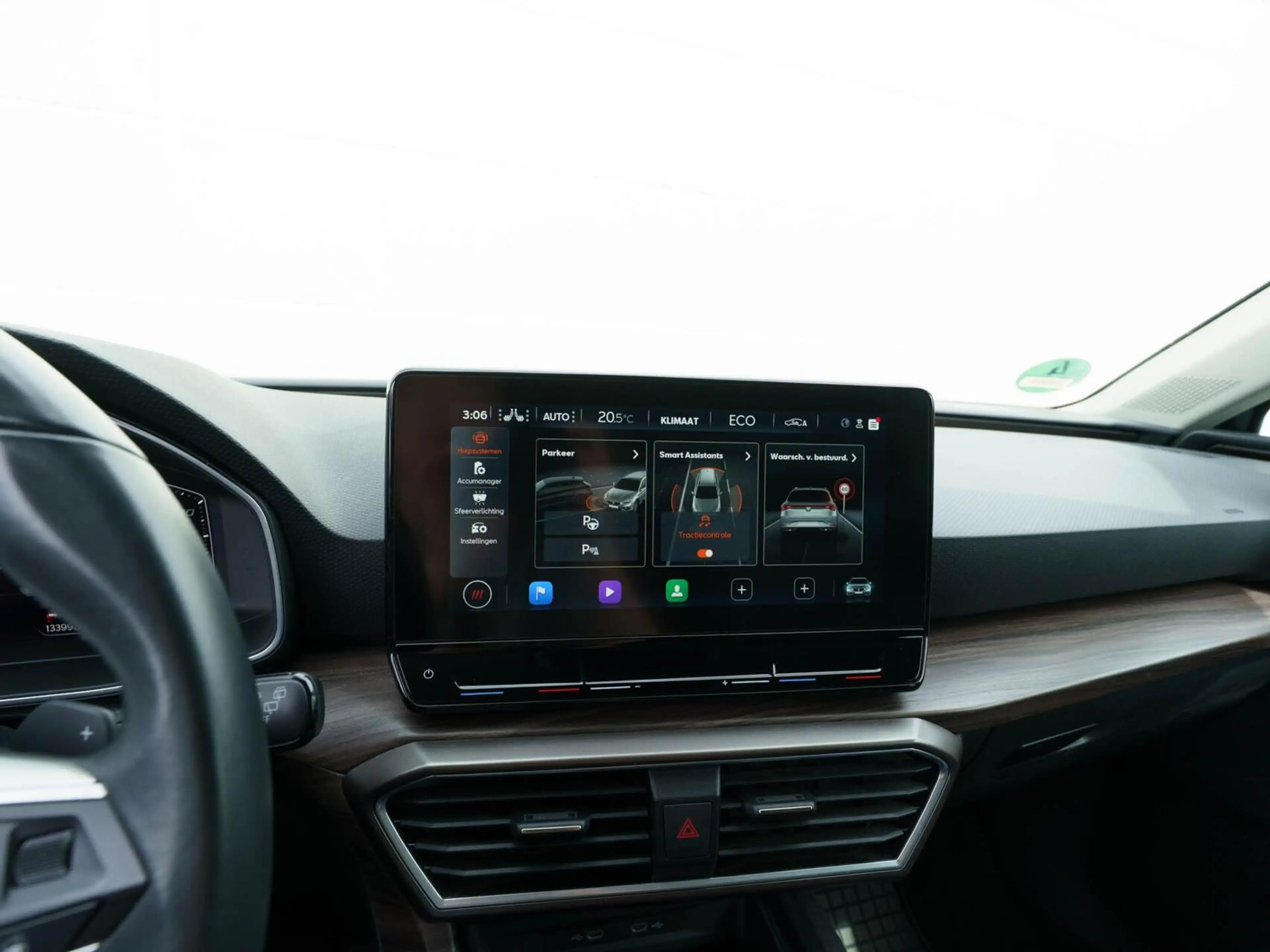 SEAT Leon e-Hybrid Sportstourer 1.4 TSI eHybrid 204pk PHEV Xcellencee — photo 20