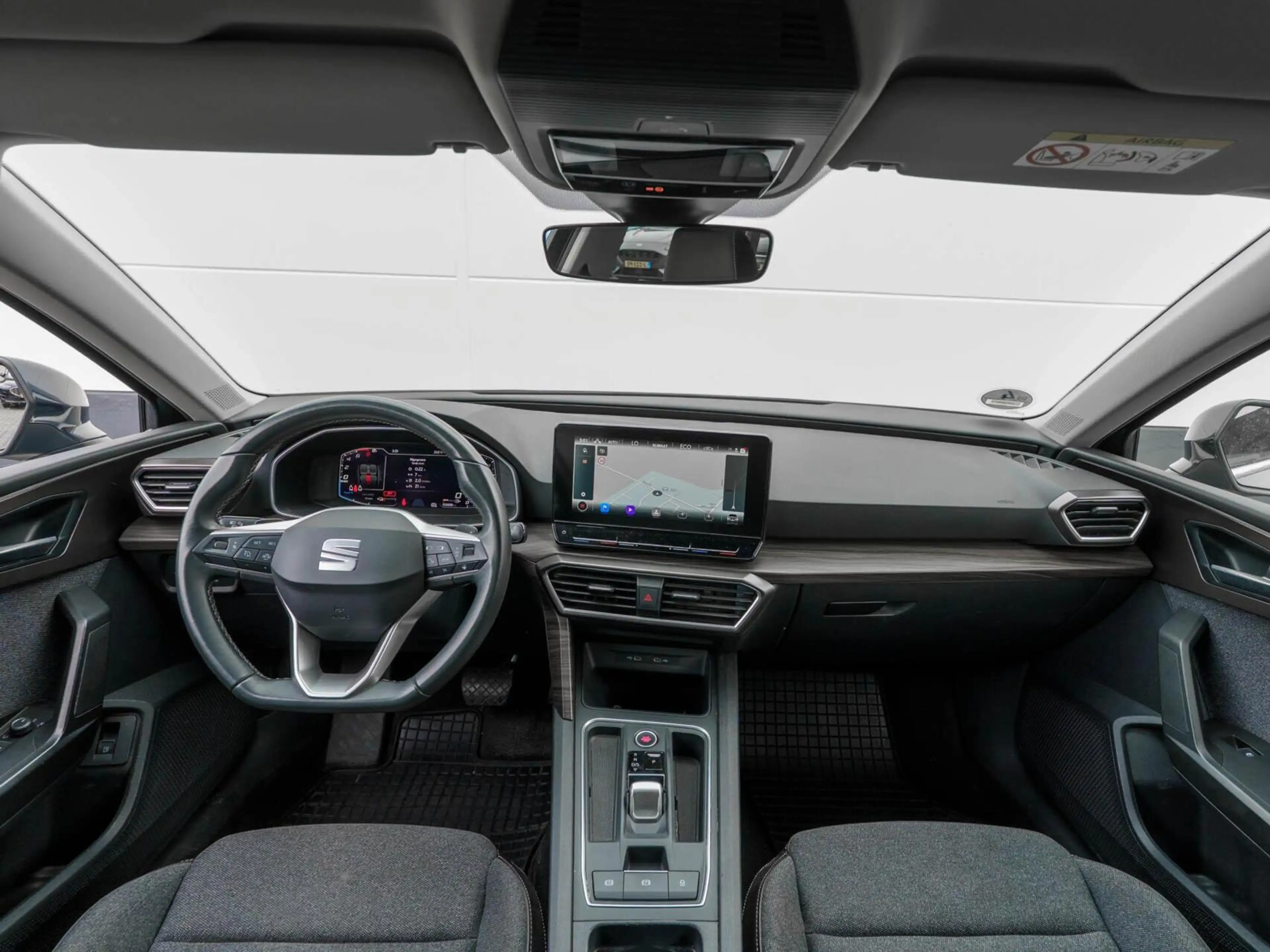 SEAT Leon e-Hybrid Sportstourer 1.4 TSI eHybrid 204pk PHEV Xcellencee — photo 2