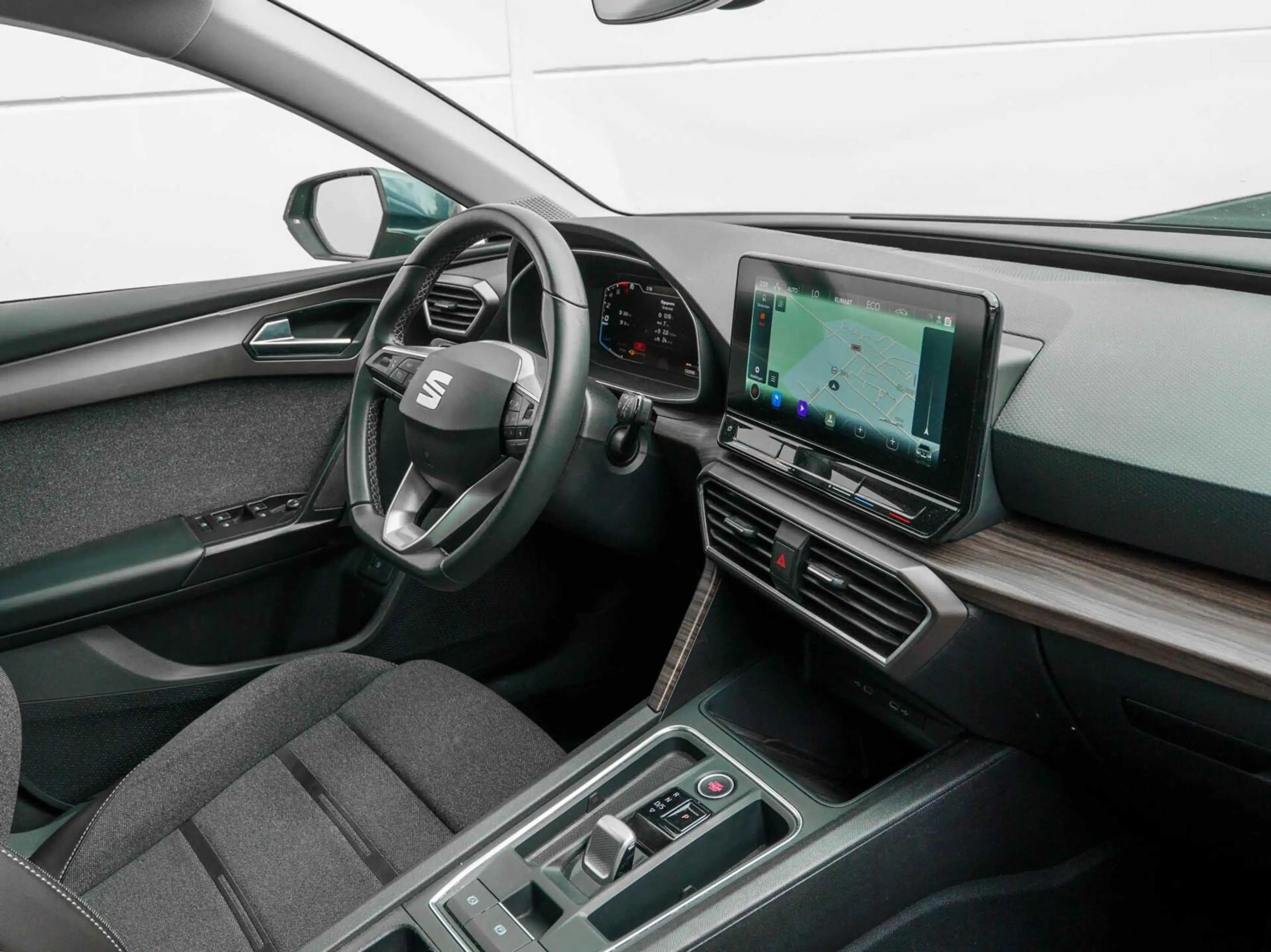 SEAT Leon e-Hybrid Sportstourer 1.4 TSI eHybrid 204pk PHEV Xcellencee — photo 15