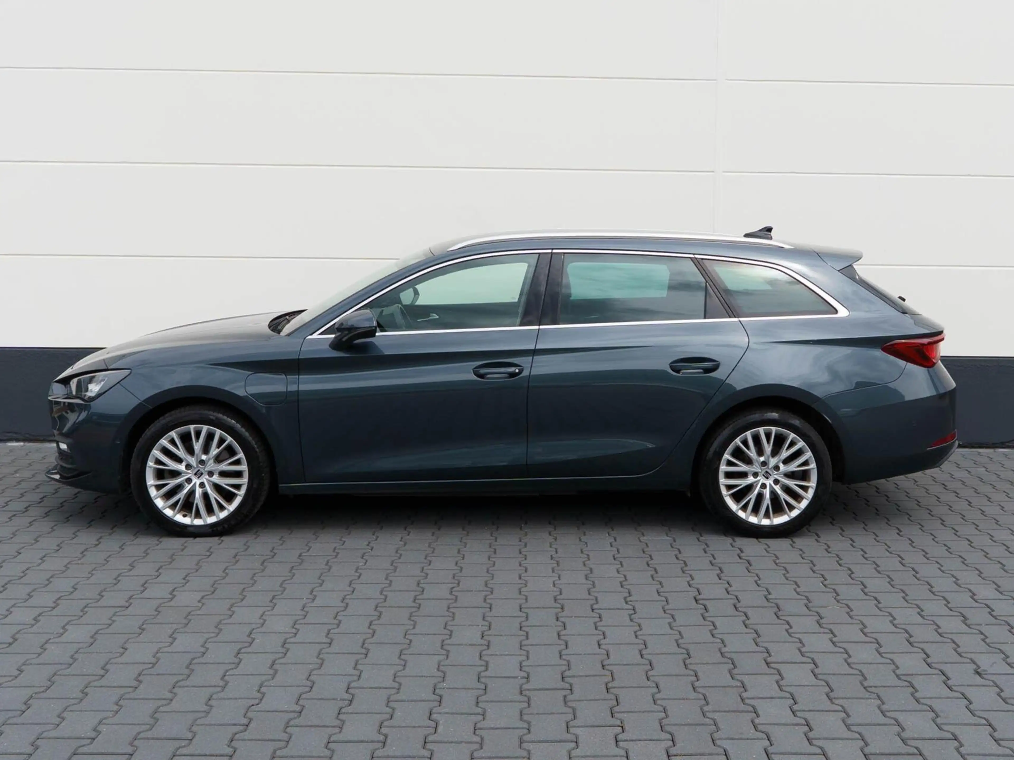 SEAT Leon e-Hybrid Sportstourer 1.4 TSI eHybrid 204pk PHEV Xcellencee — photo 4