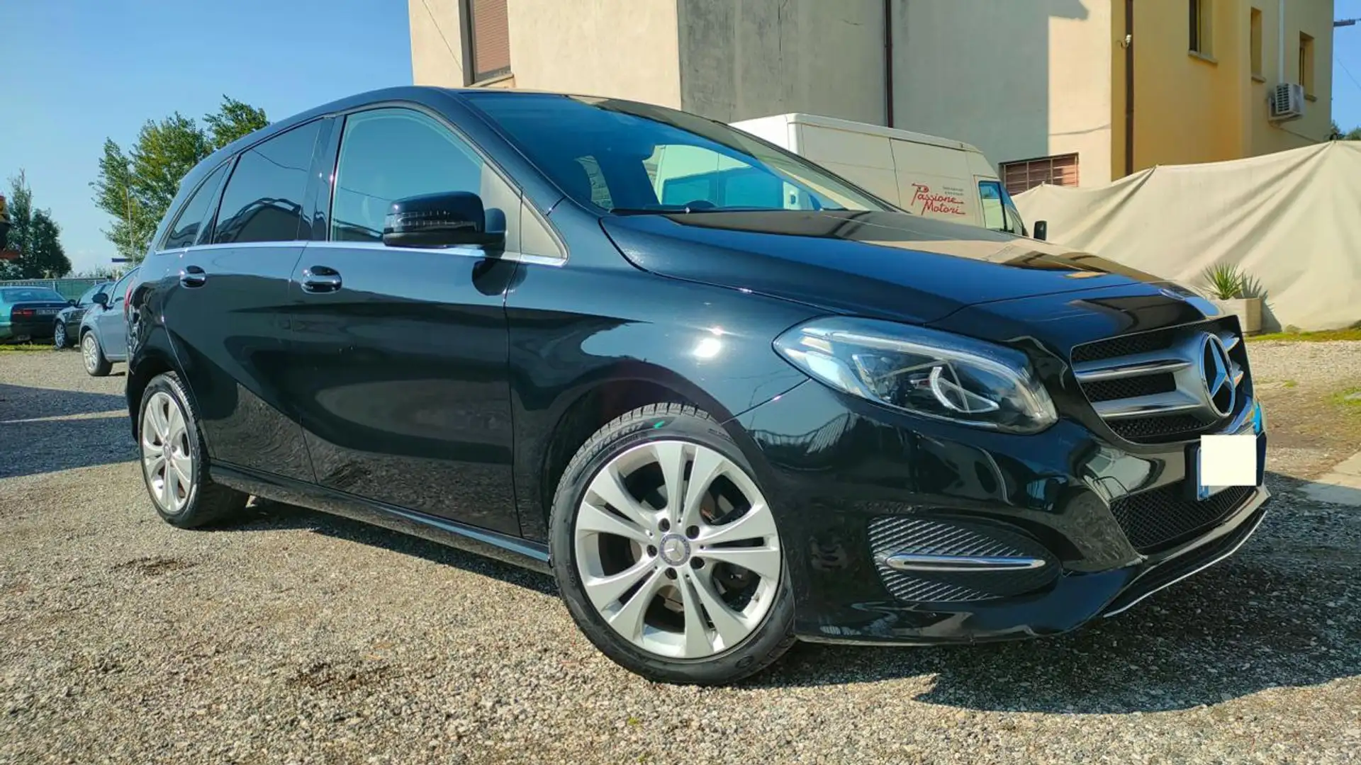 Mercedes-Benz B 180 d Automatic Sport EURO 6 Schwarz - 1