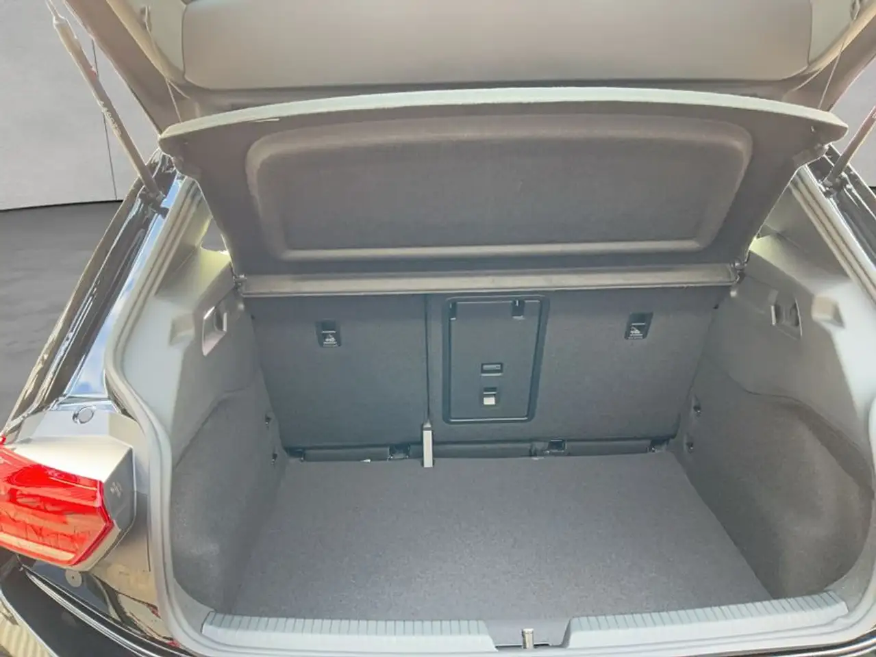 Volkswagen ID.3 Pro 150 kW (204 PS) 59 kWh 1-Gang-Automatik 5