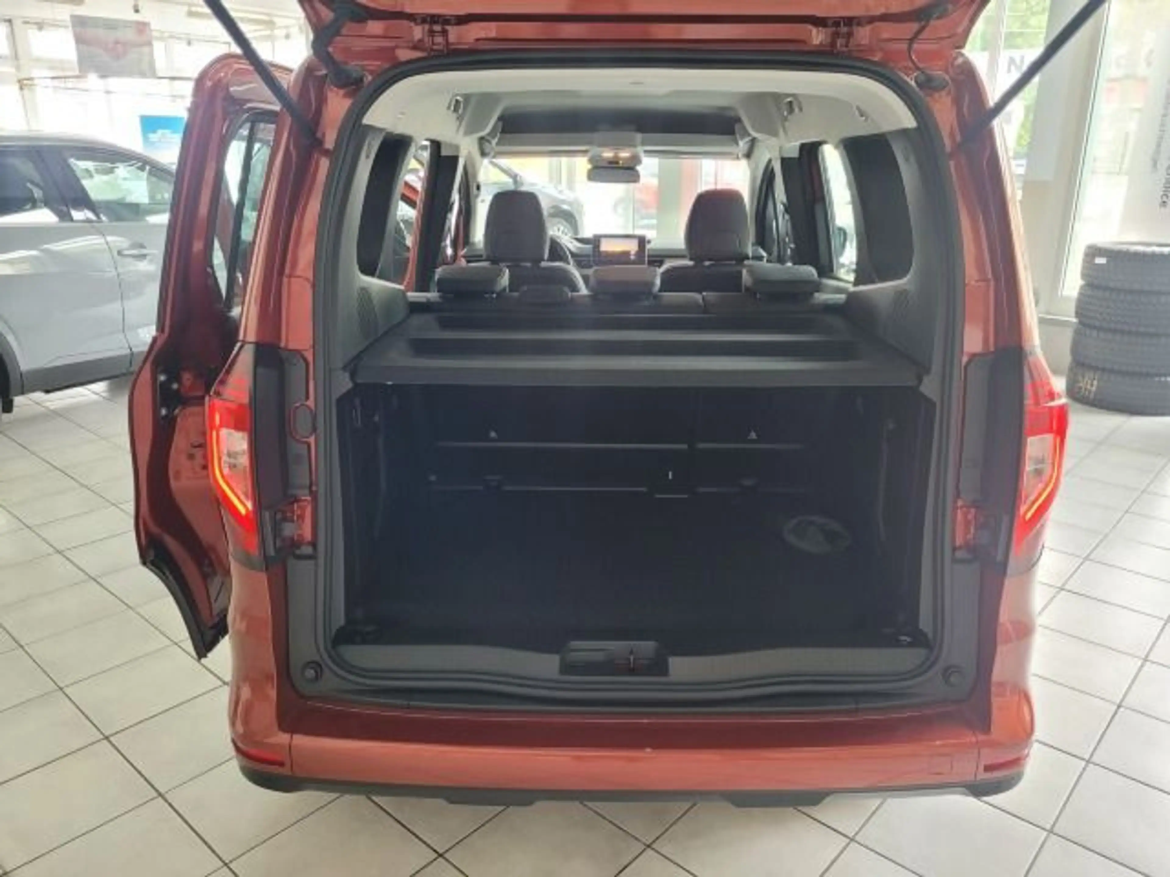 Nissan Townstar Kombi L1 N-TEC — photo 12