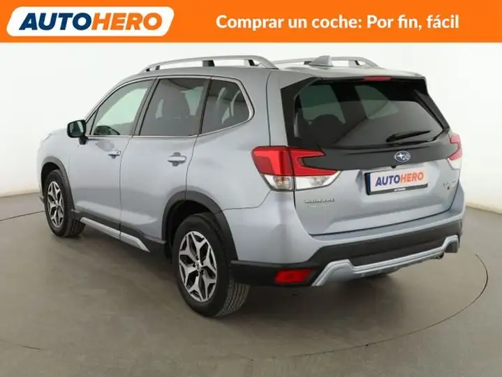 Subaru Forester 2.0i Hybrid CVT Executive 2022, foto 4