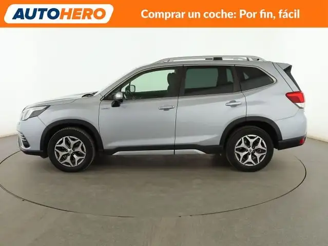 Subaru Forester view 3