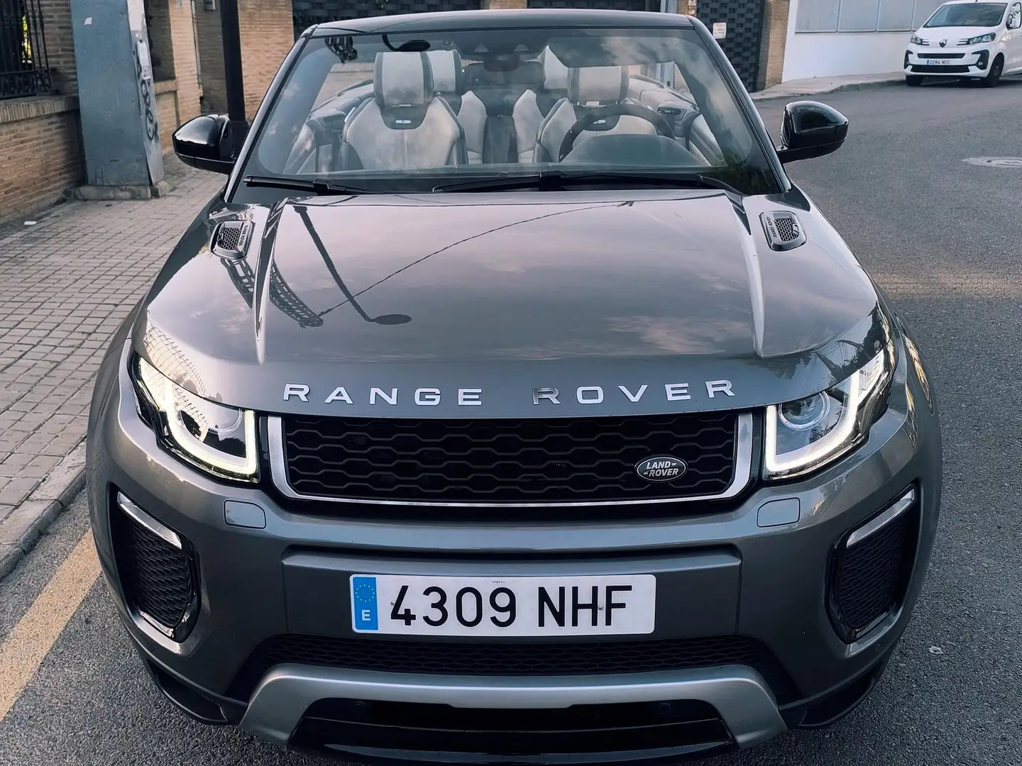 Land Rover Range Rover Evoque Evoque Convertible 2.0TD4 HSE Dynamic 4WD Plateado - 2