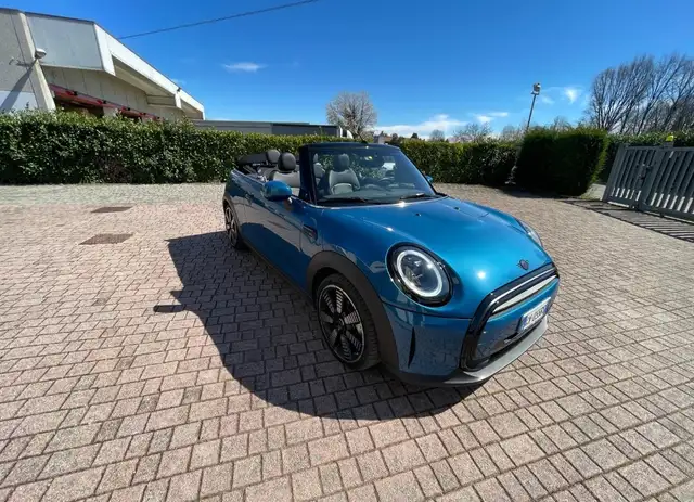 MINI Cooper Cabrio