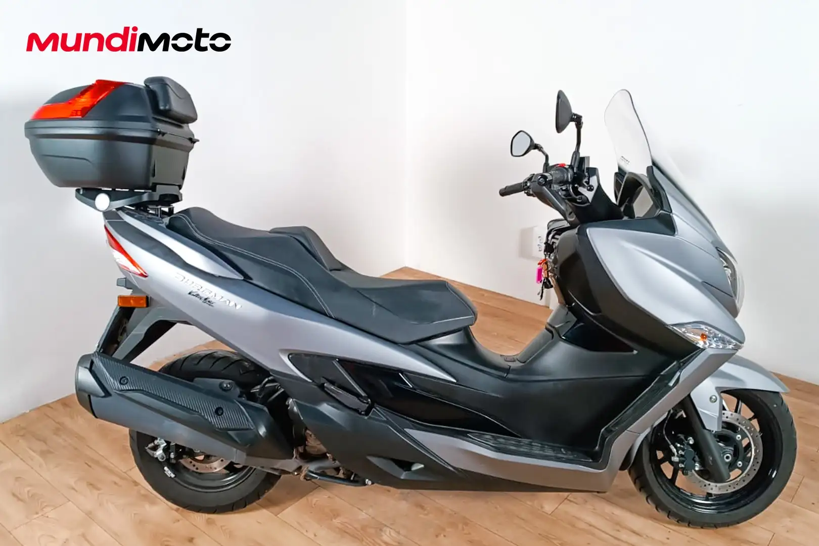 Suzuki Burgman 400 - 1