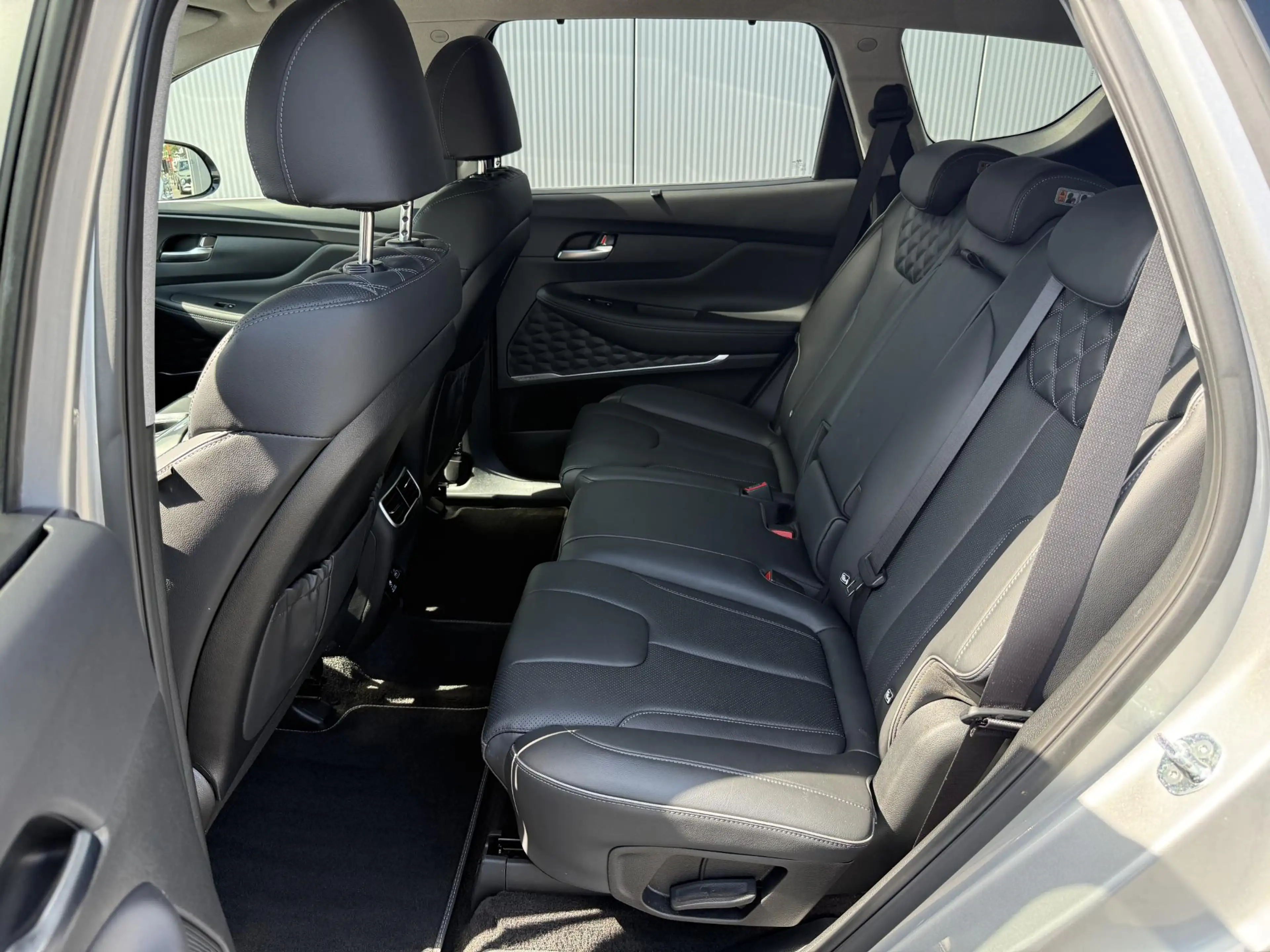 Hyundai SANTA FE 1.6 T-GDI PHEV Premium 7p. / 1e eig / Dealer onder — photo 12