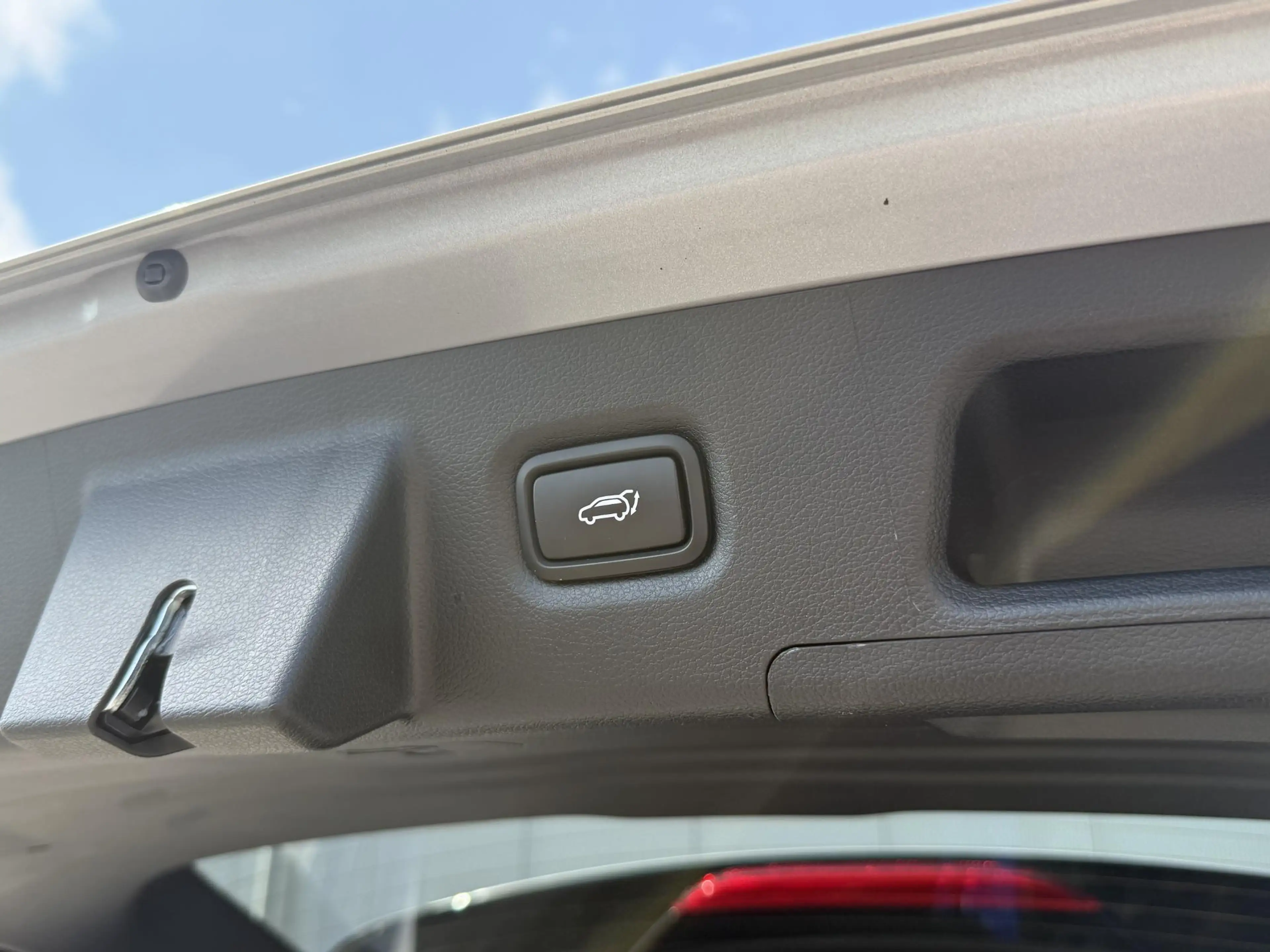 Hyundai SANTA FE 1.6 T-GDI PHEV Premium 7p. / 1e eig / Dealer onder — photo 13