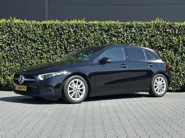 Mercedes-Benz A 200 Premium Plus, PANORAMADAK, BURMESTER, SFEER VERLIC