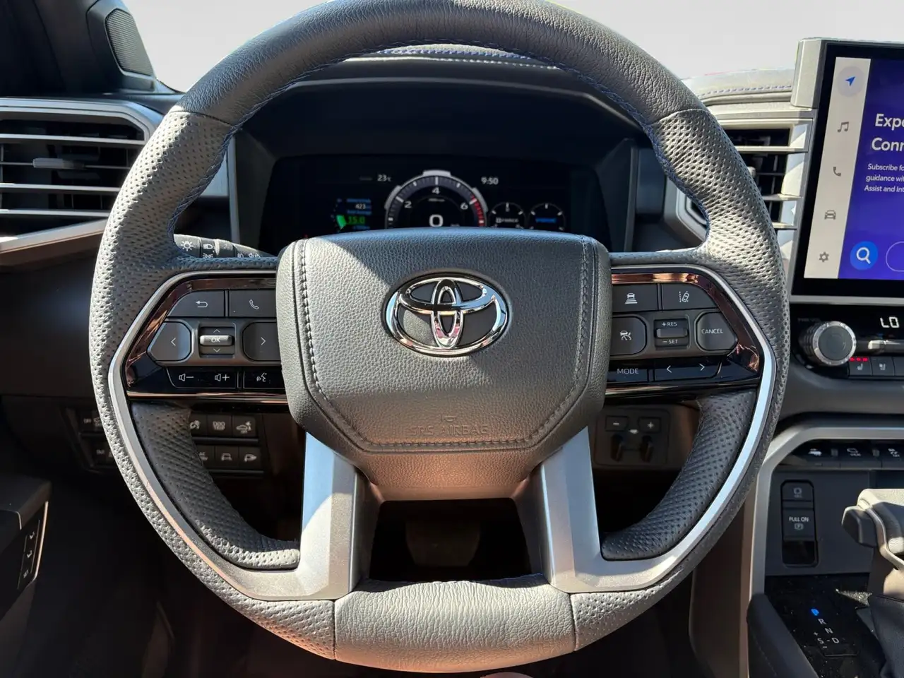 Toyota Tundra снимка Toyota Tundra