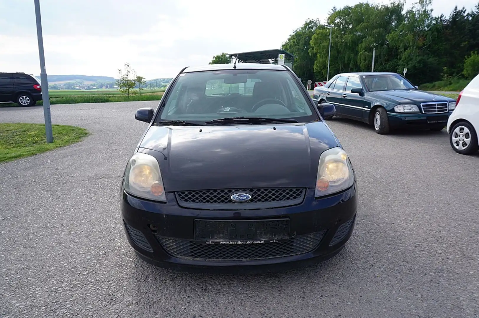 Ford Fiesta Ambiente 1,25 16V Schwarz - 1
