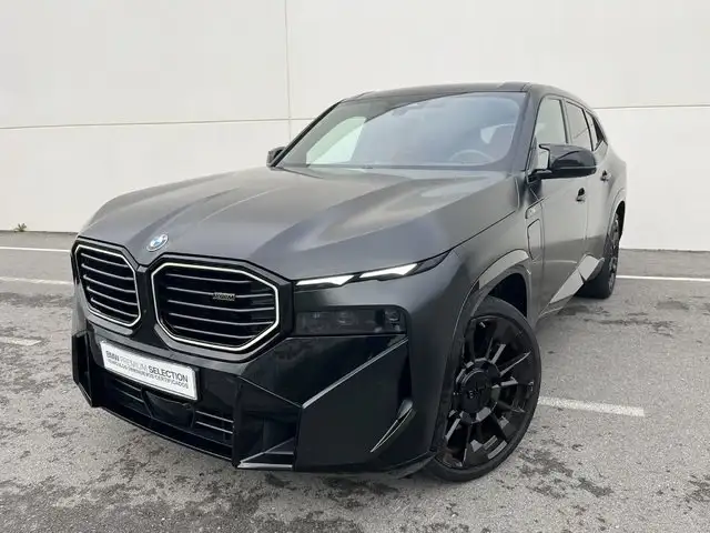 BMW XM