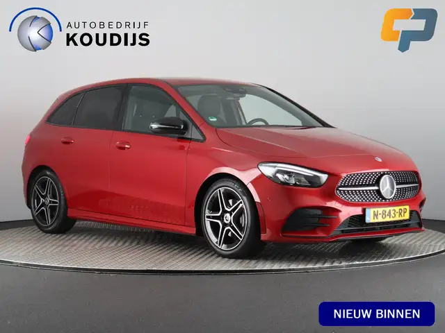 Mercedes-Benz B 180 Business Solution AMG (NL-Auto / Camera / ACC / Sf
