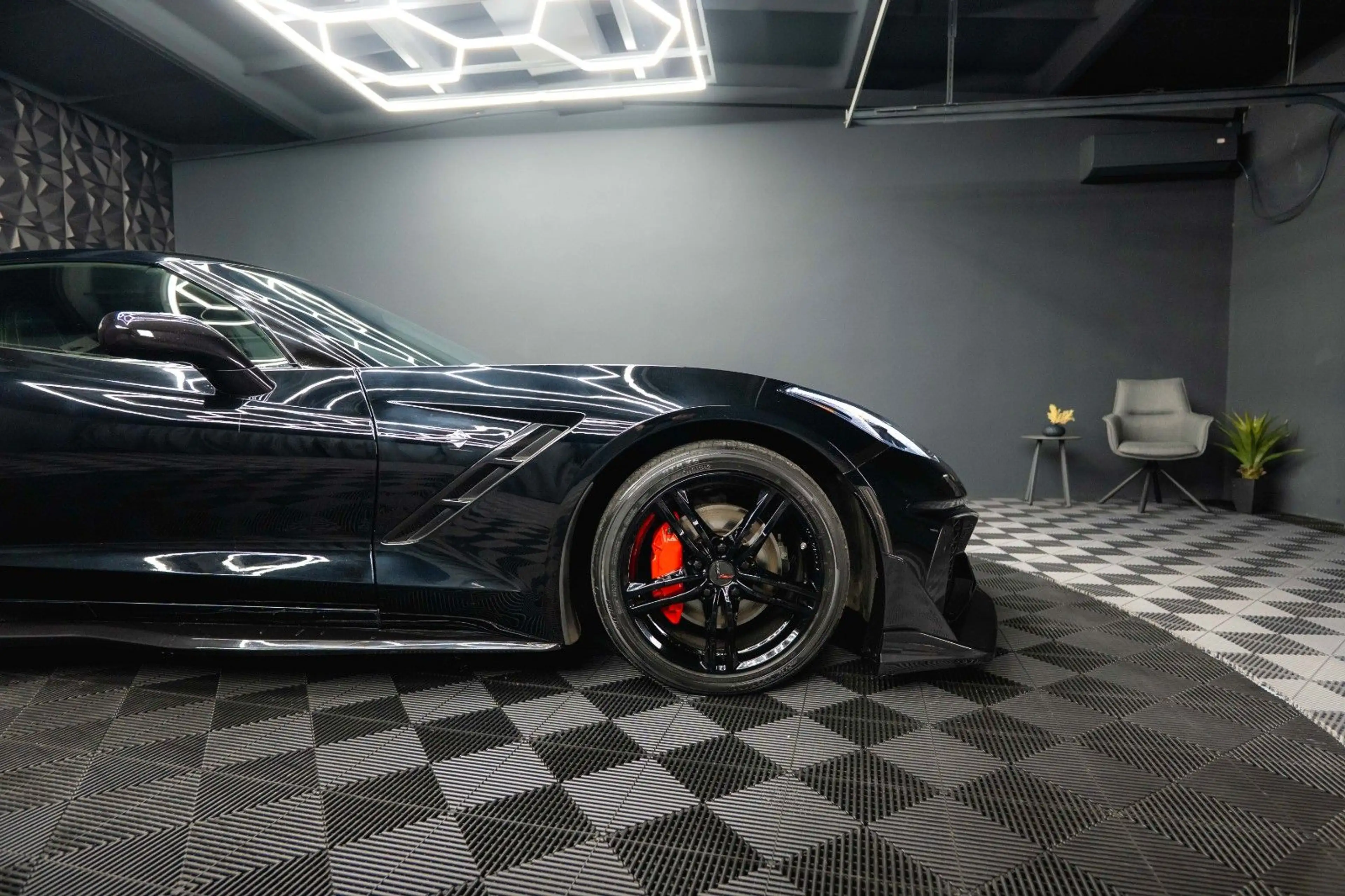 Corvette C7 6.2 V8 Stingray Z06-Design Targa Performance — photo 12