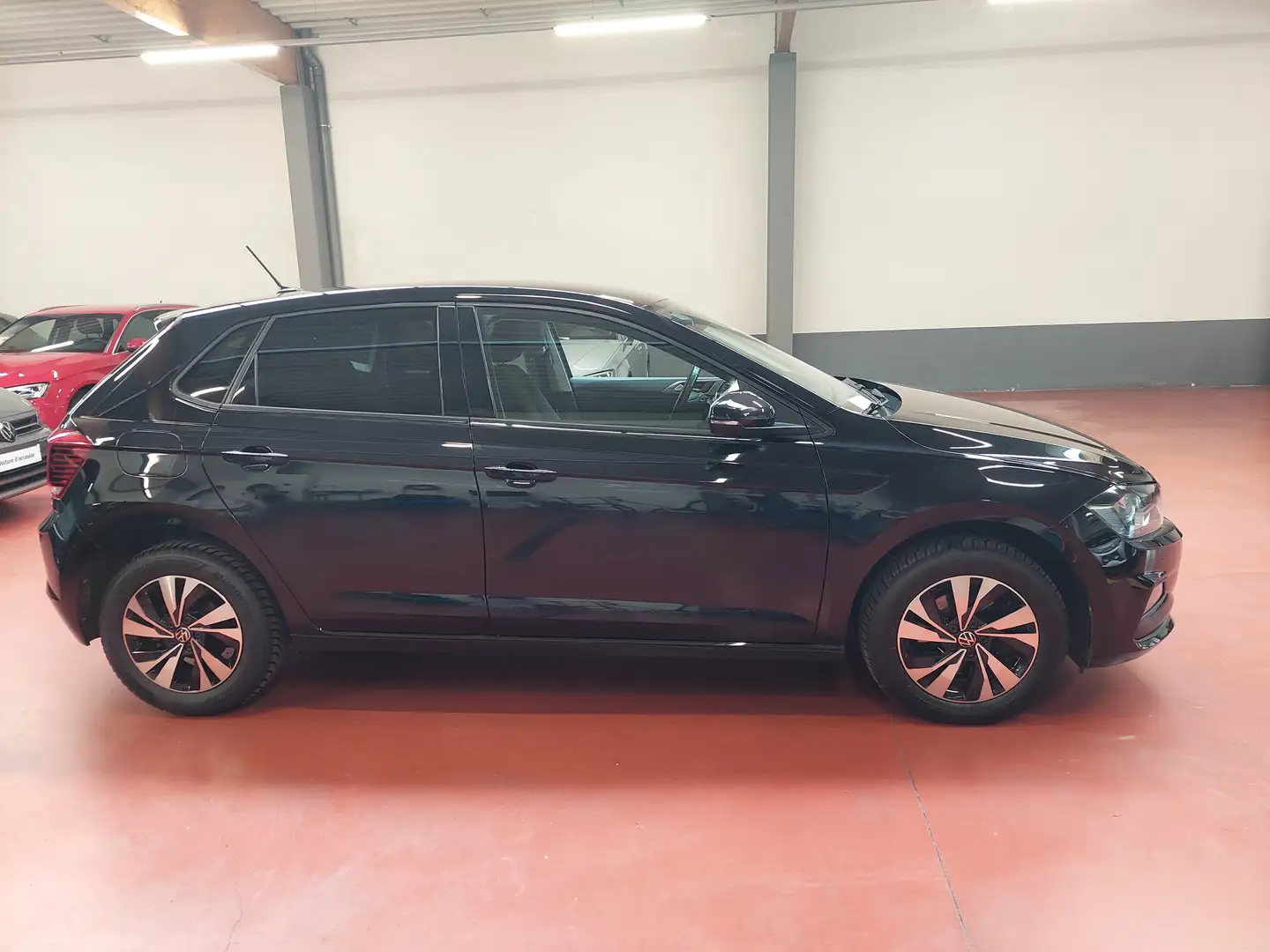 Volkswagen Polo TSi AUTOMATIQUE + E6d = LEZ 2035 + NAVI + Garantie Zwart - 2