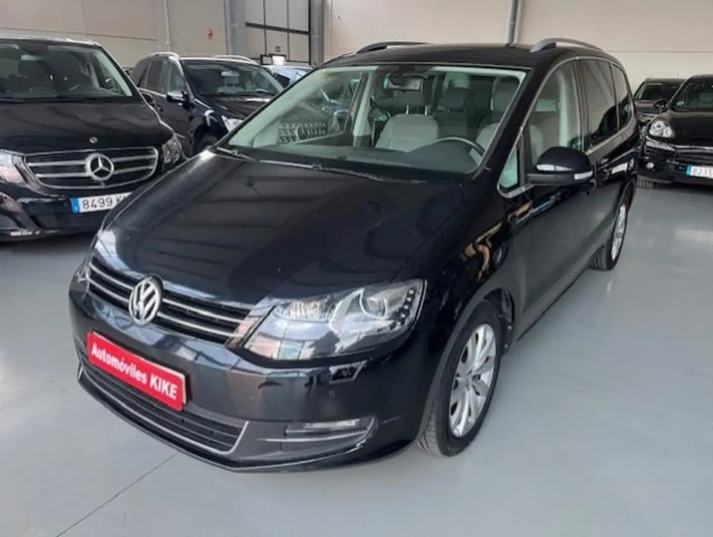 Volkswagen Sharan Monovolumen 170cv Automático de 5 Puertas Negro - 1