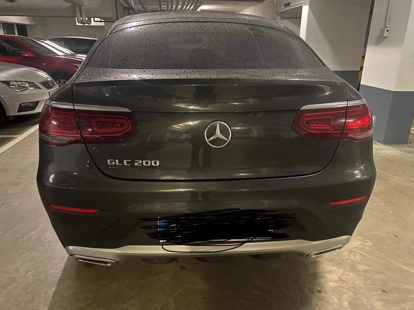 Mercedes-Benz GLC 200 Coupé 4-Matic Business Solution Grijs - 1